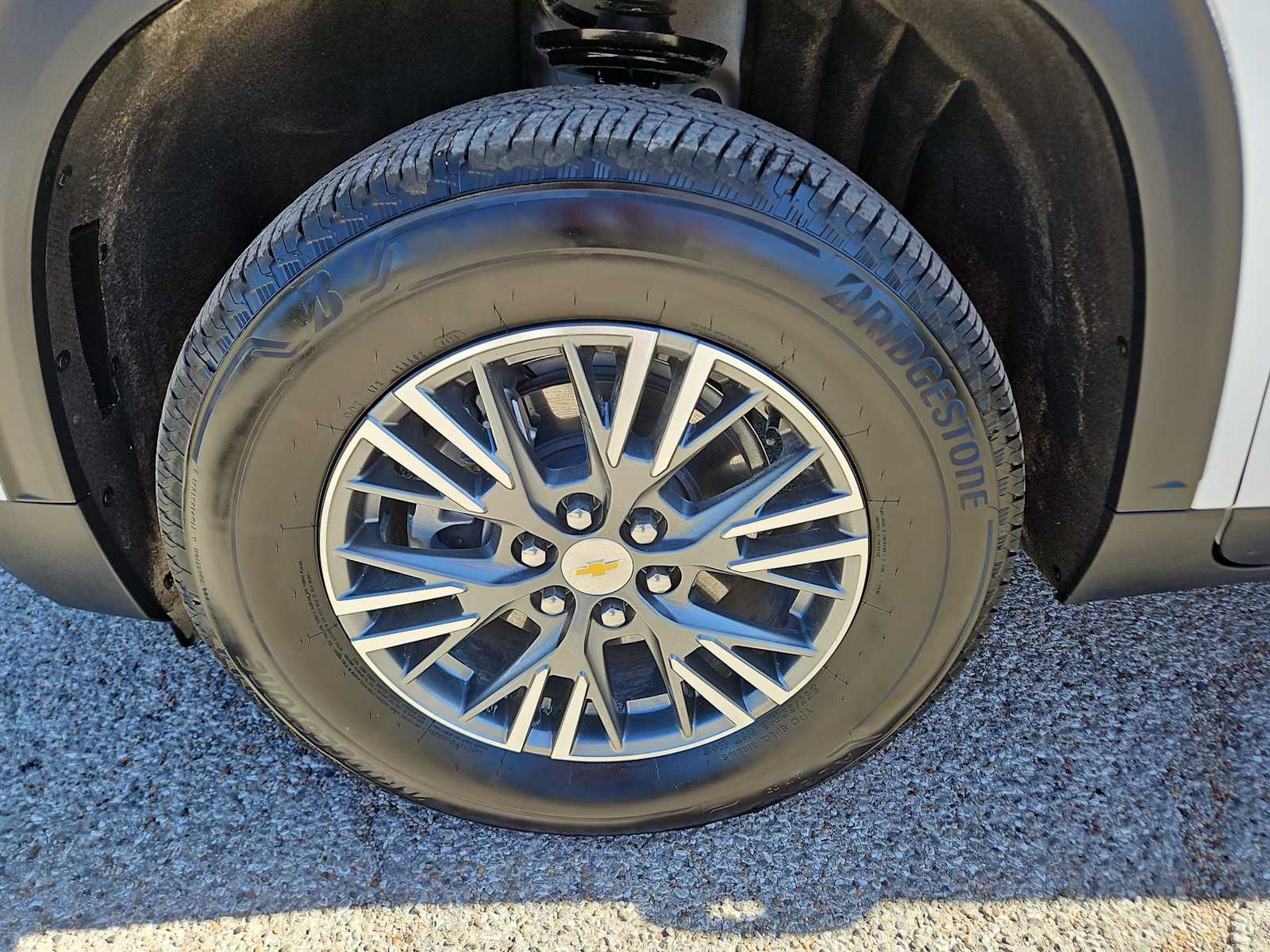 Thumbnail: 2026 Chevrolet Traverse - 12