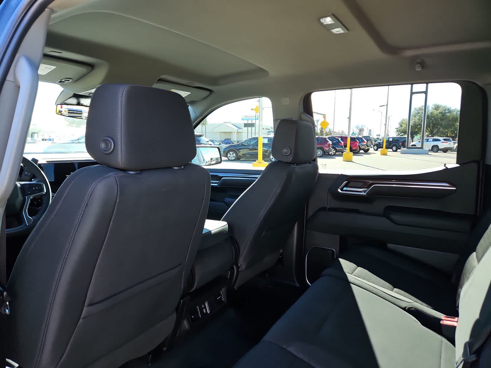 Thumbnail: 2023 Chevrolet Silverado 1500 - 20