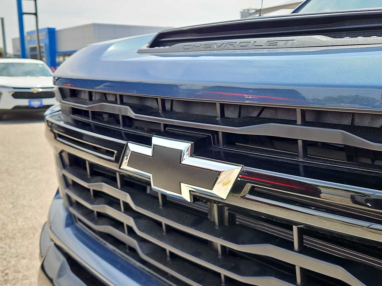 Thumbnail: 2026 Chevrolet Silverado 2500 - 13