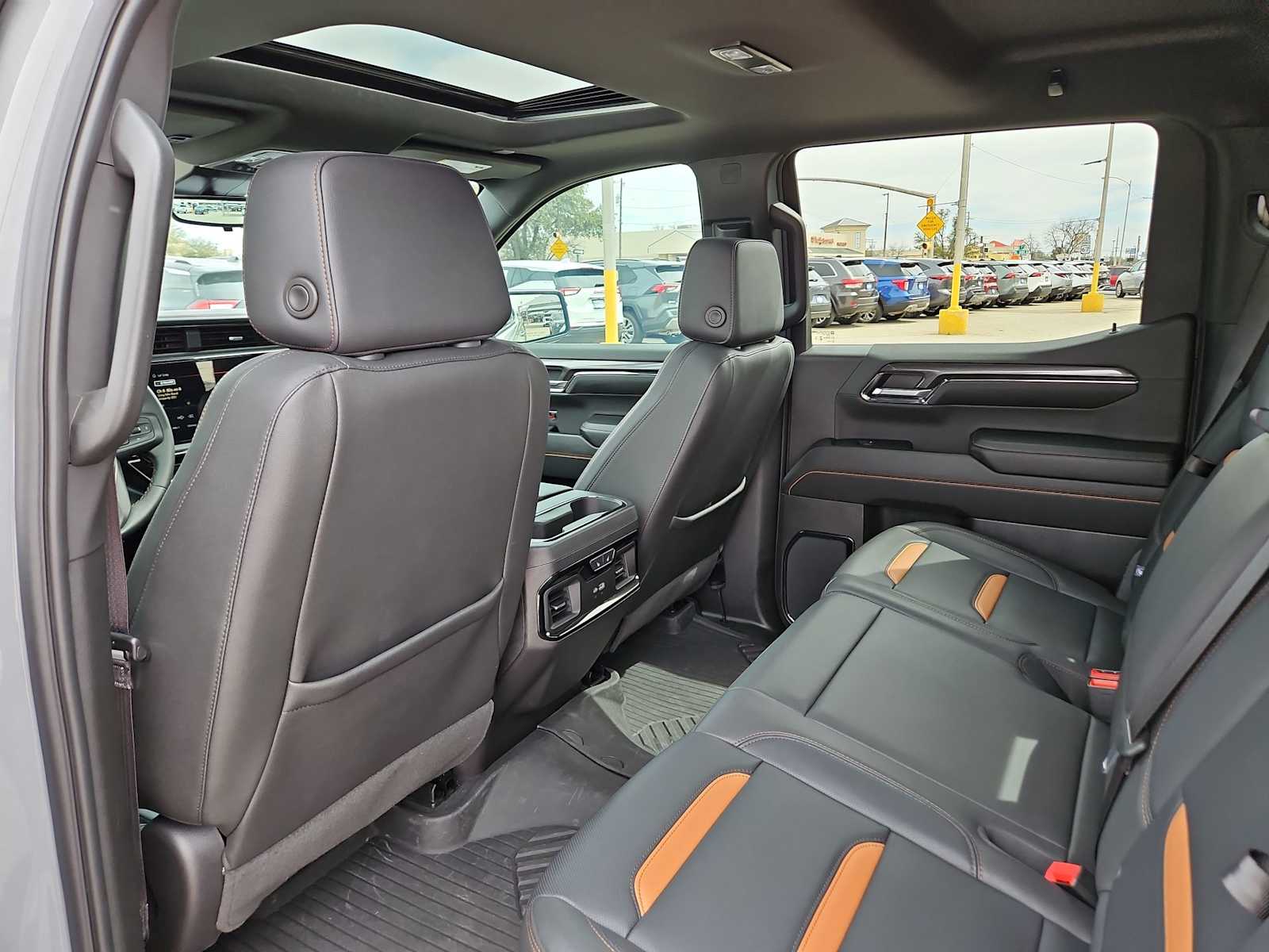 Thumbnail: 2024 GMC Sierra 1500 - 10