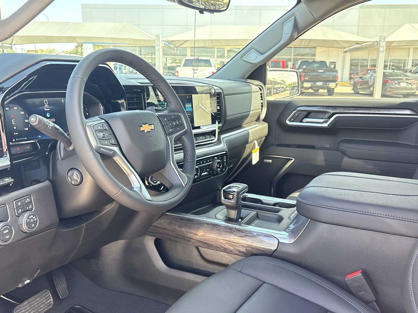 Thumbnail: 2026 Chevrolet Silverado 1500 - 10