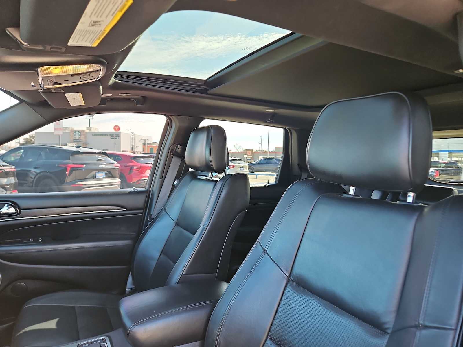 Thumbnail: 2021 Jeep Grand Cherokee - 15