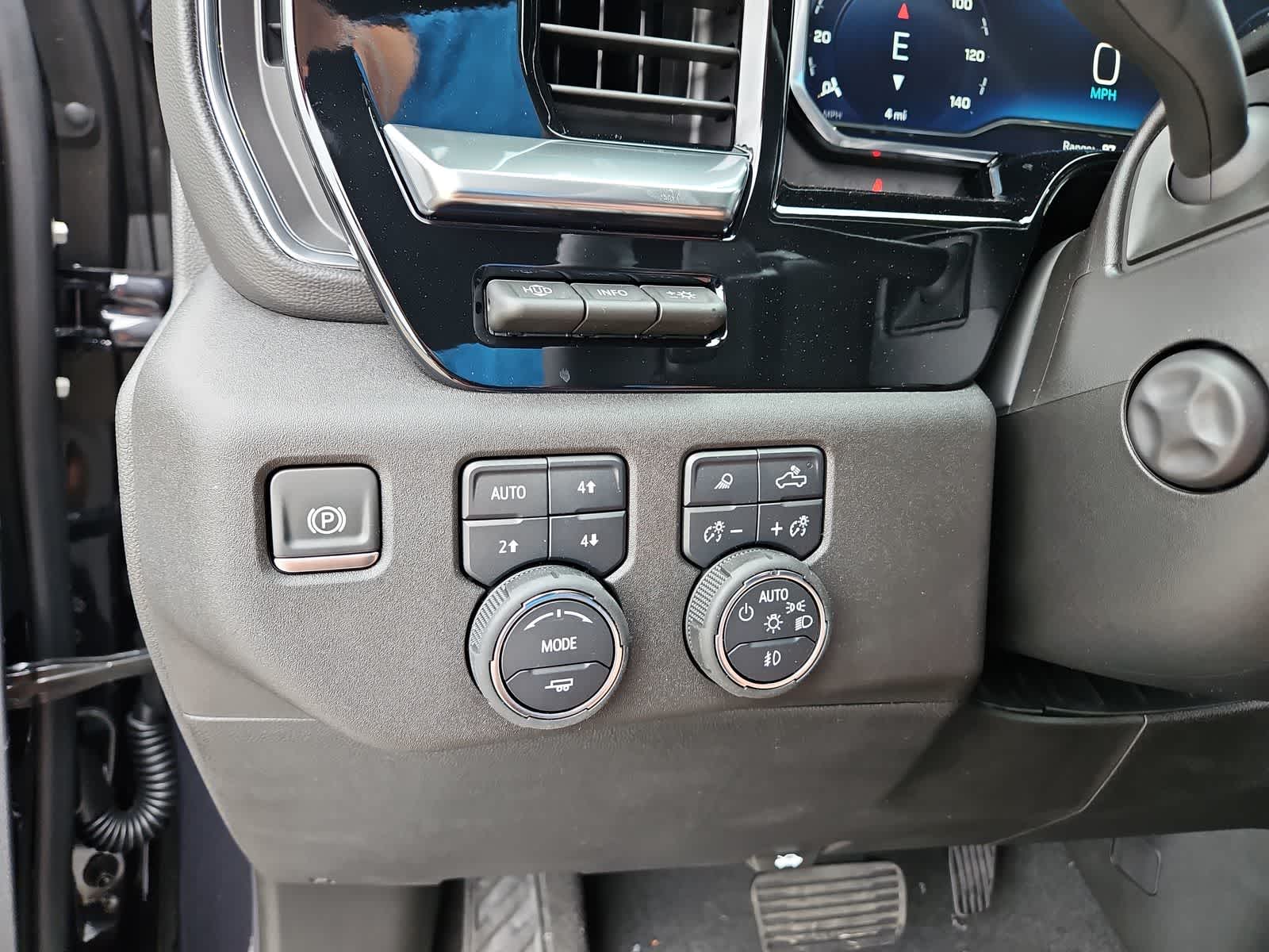 Thumbnail: 2024 Chevrolet Silverado 1500 - 27