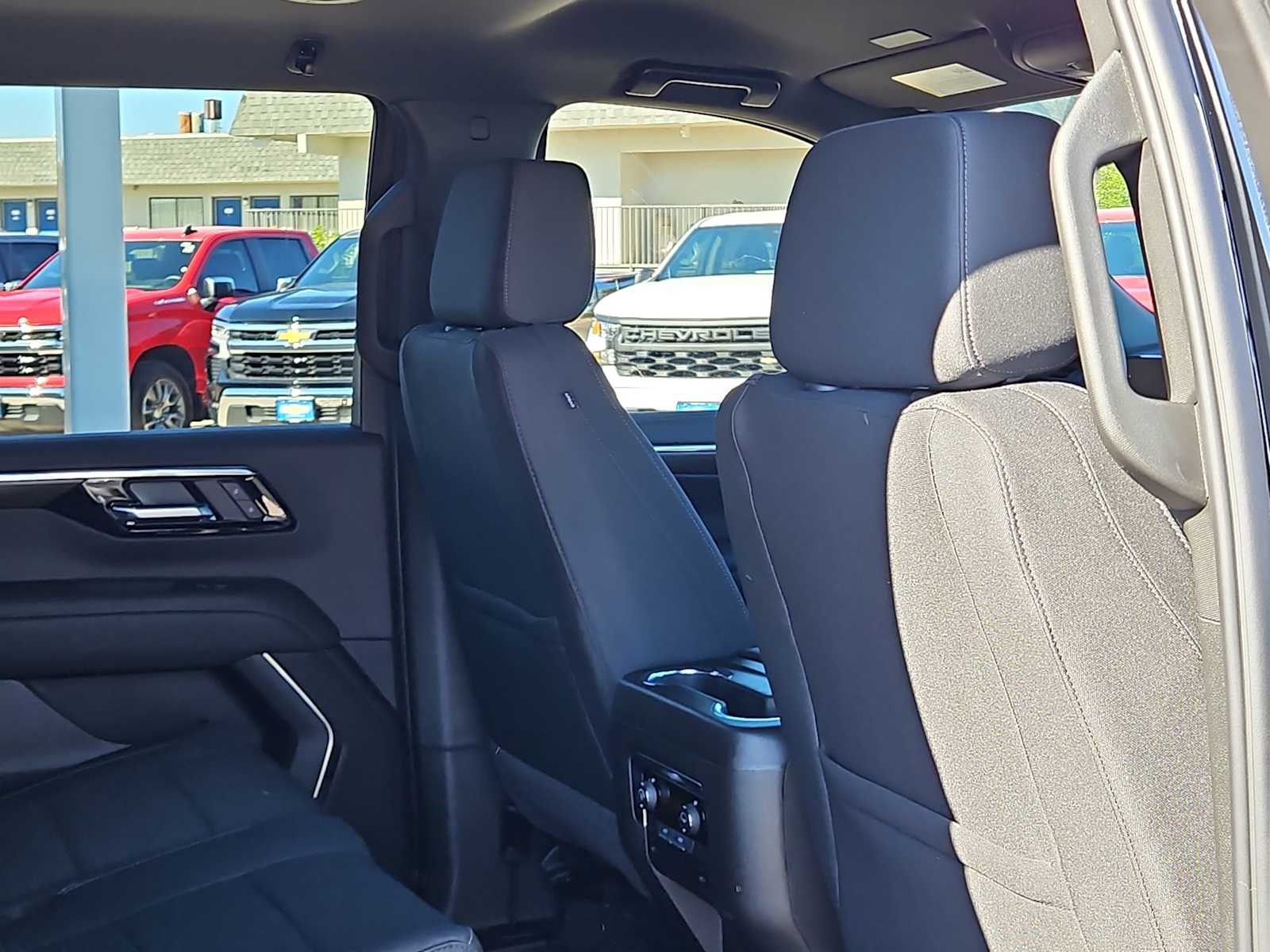 Thumbnail: 2026 Chevrolet Tahoe - 17