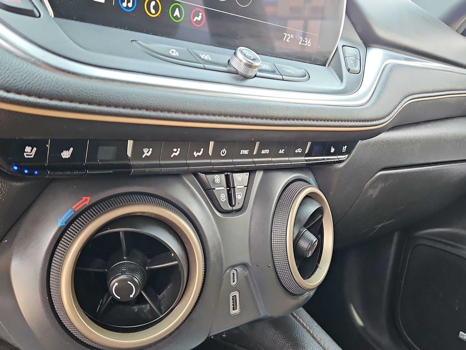 Thumbnail: 2024 Chevrolet Blazer - 25