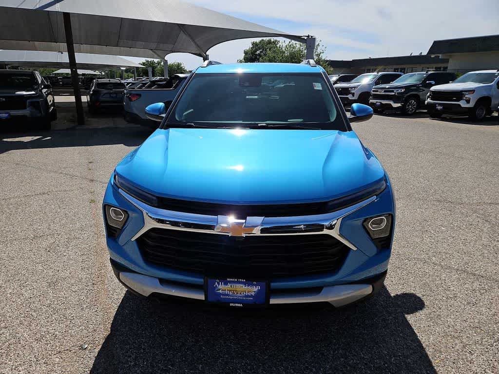 Thumbnail: 2026 Chevrolet TrailBlazer - 3