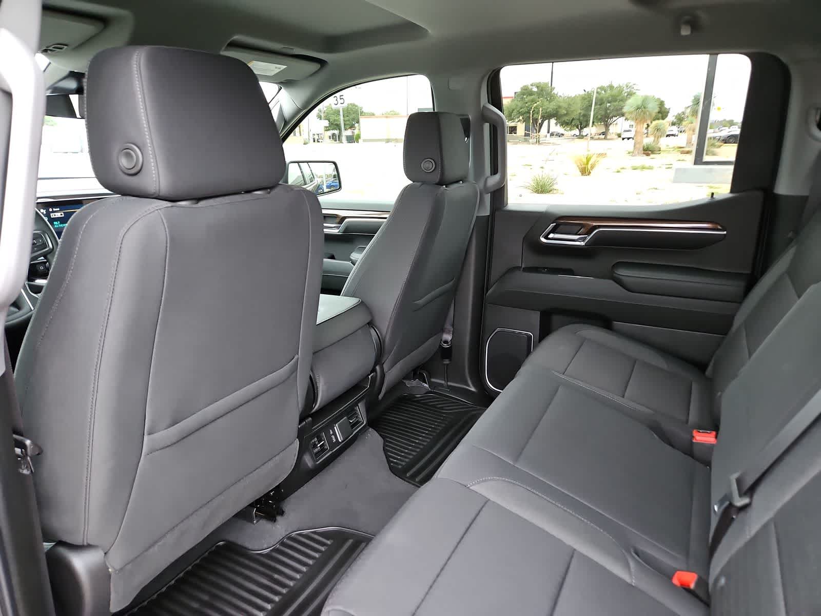 Thumbnail: 2024 Chevrolet Silverado 1500 - 12