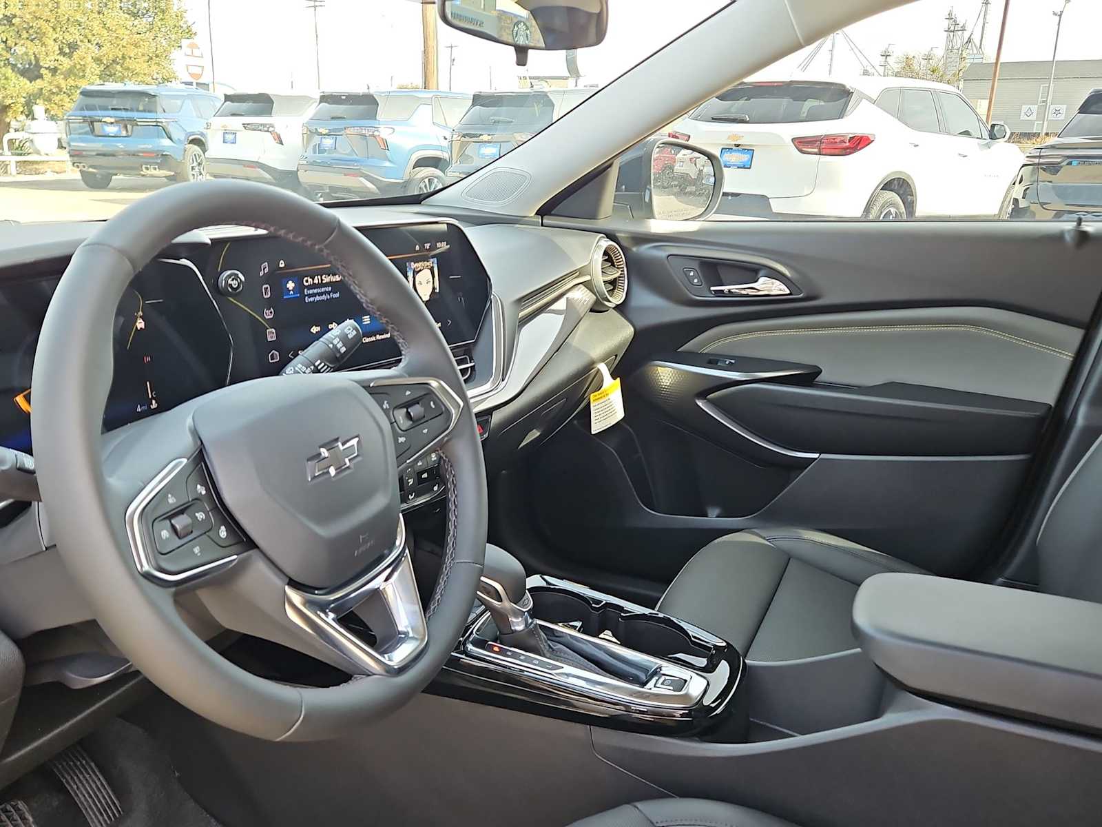 Thumbnail: 2026 Chevrolet Trax - 10