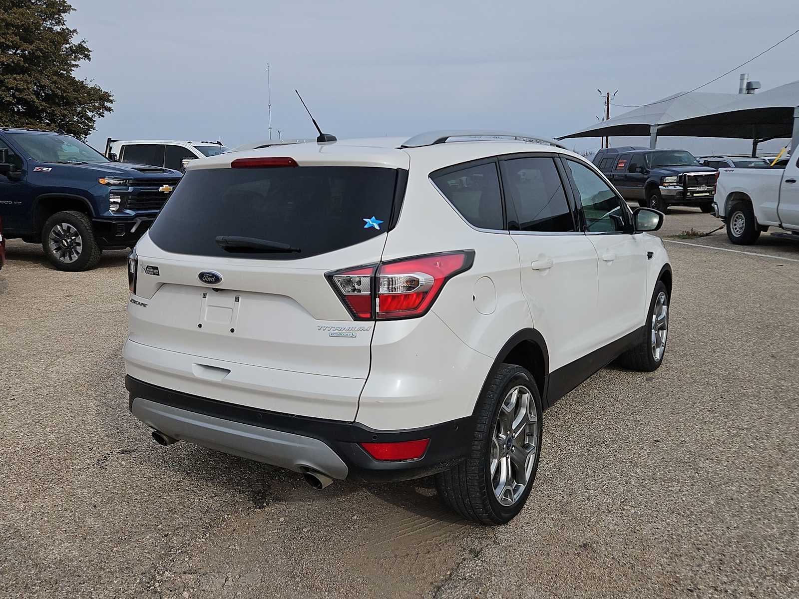 Thumbnail: 2017 Ford Escape - 8
