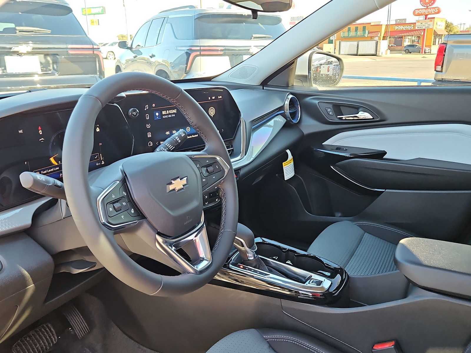 Thumbnail: 2026 Chevrolet Trax - 10