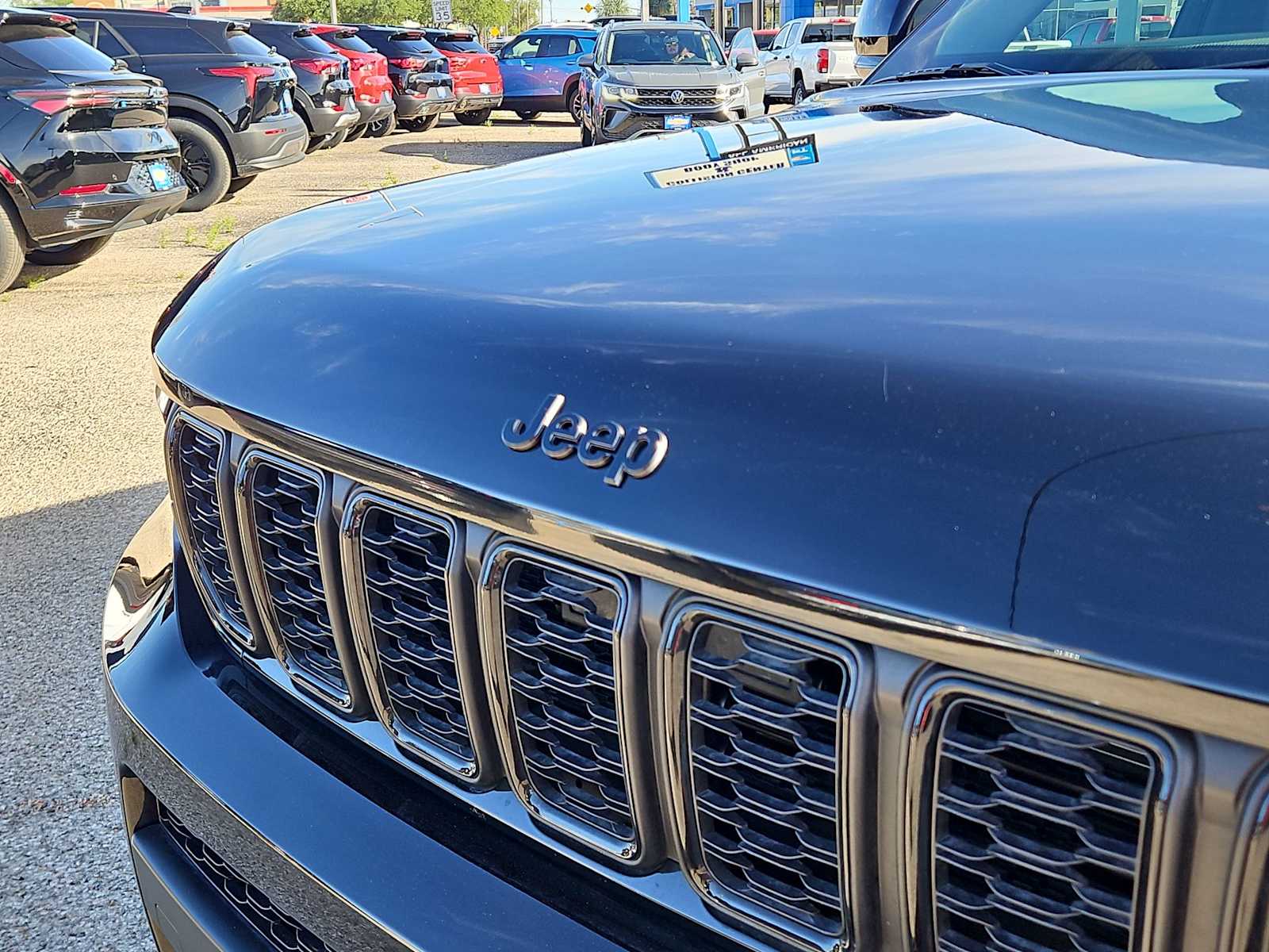 Thumbnail: 2025 Jeep Grand Cherokee L - 13