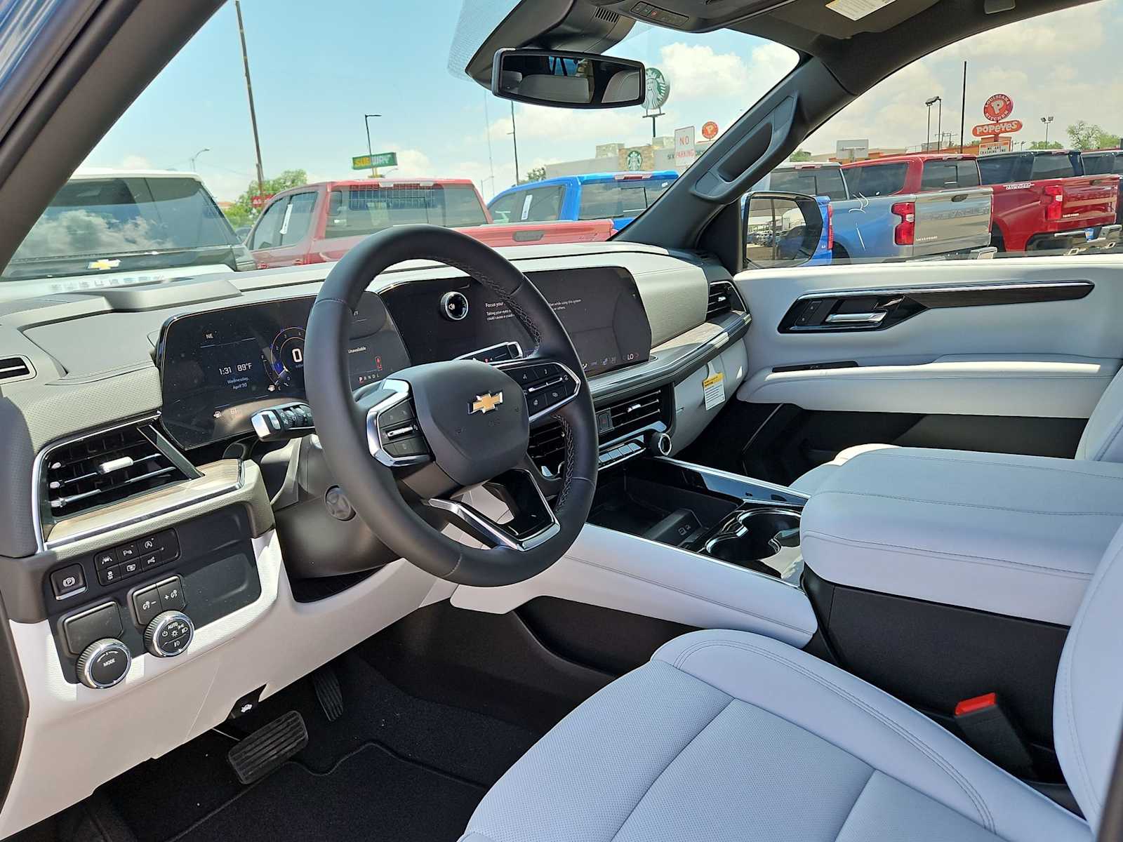 Thumbnail: 2025 Chevrolet Suburban - 10