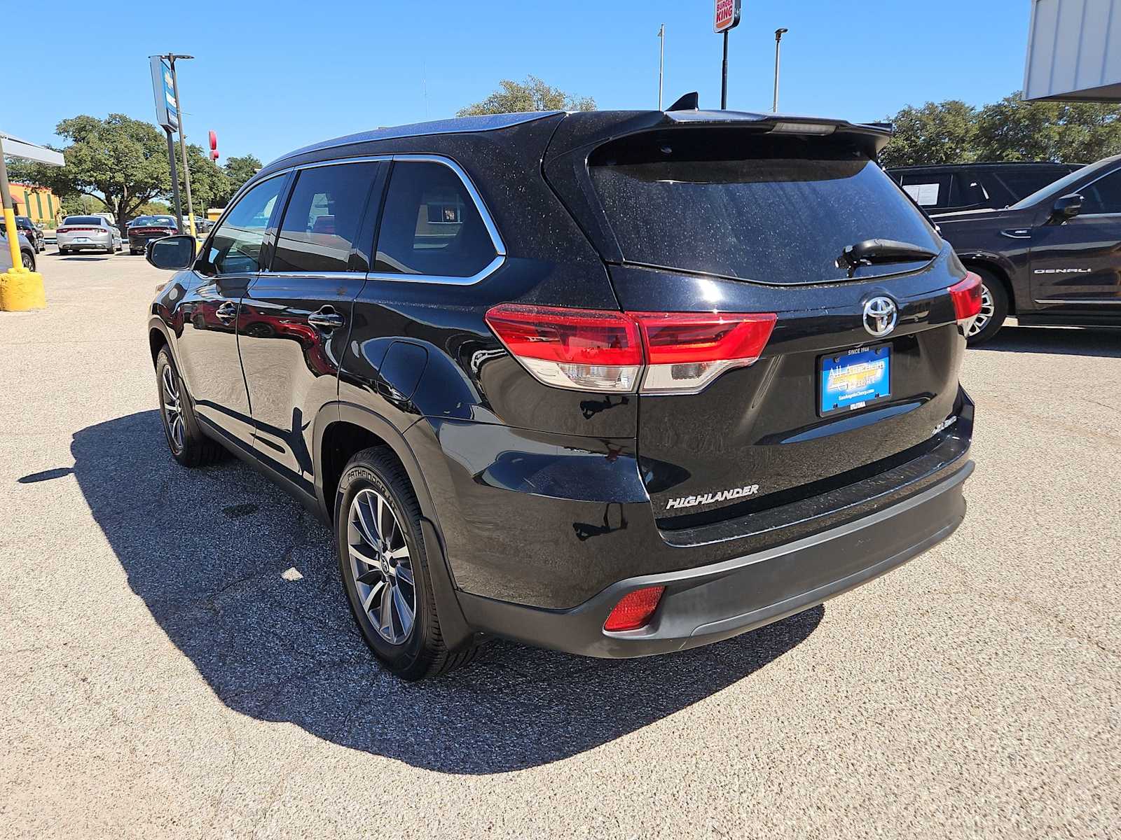 Thumbnail: 2019 Toyota Highlander - 6