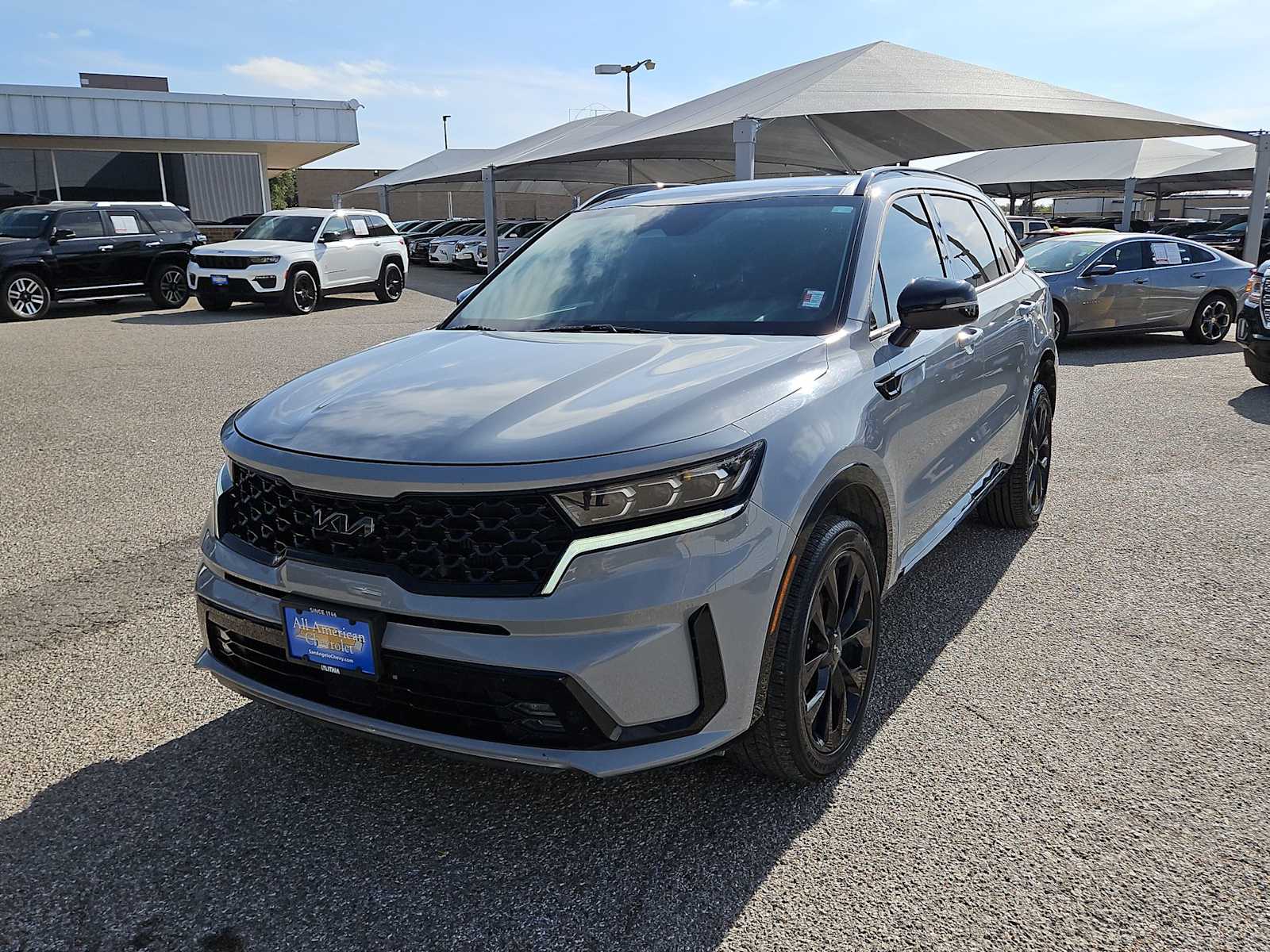 Thumbnail: 2022 Kia Sorento - 4