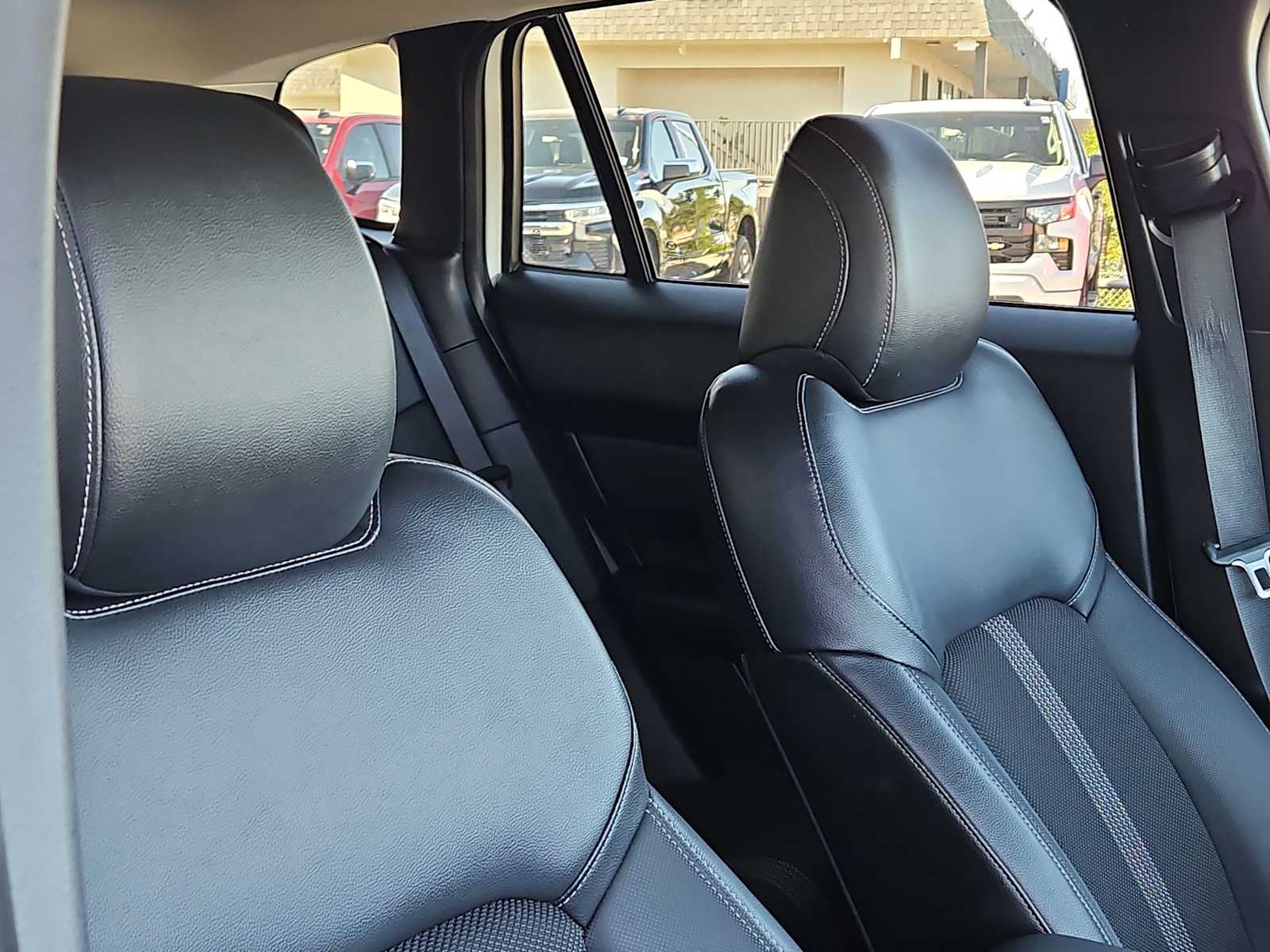 Thumbnail: 2023 Mazda CX-50 - 18