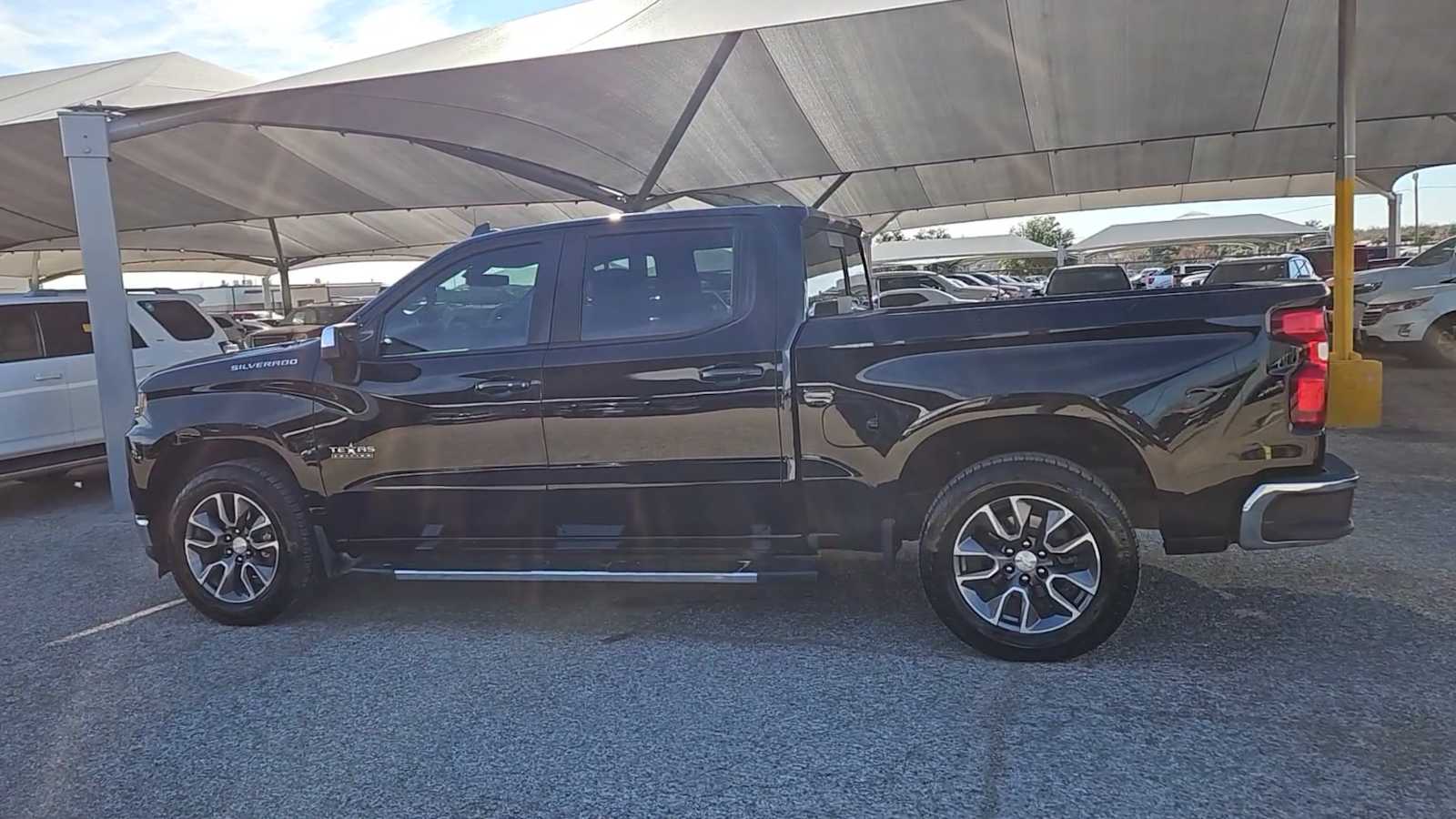 Thumbnail: 2020 Chevrolet Silverado 1500 - 5