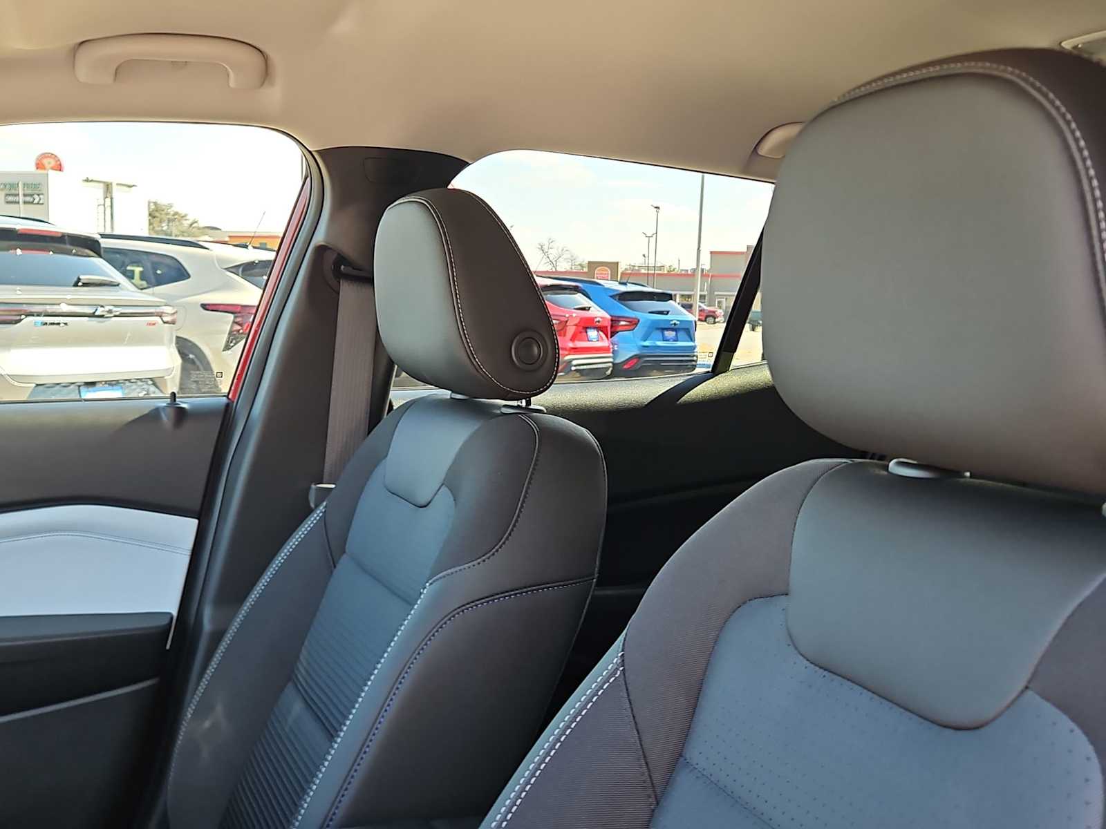 Thumbnail: 2026 Chevrolet Trax - 15