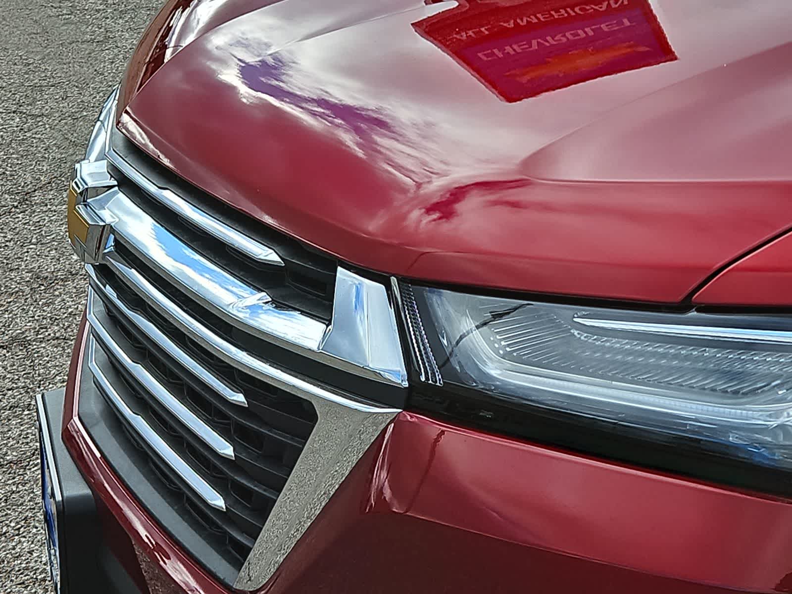 Thumbnail: 2023 Chevrolet Traverse - 17