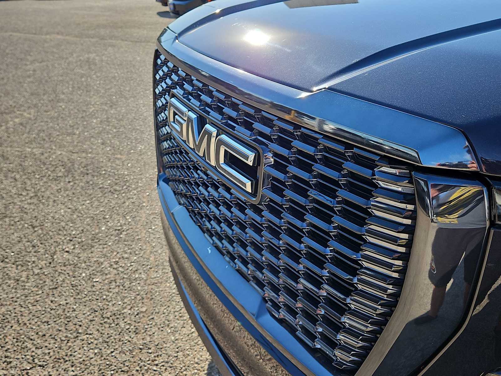 Thumbnail: 2023 GMC Yukon XL - 5