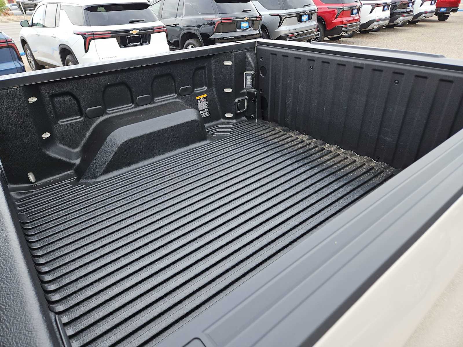 Thumbnail: 2026 Chevrolet Silverado 1500 - 23