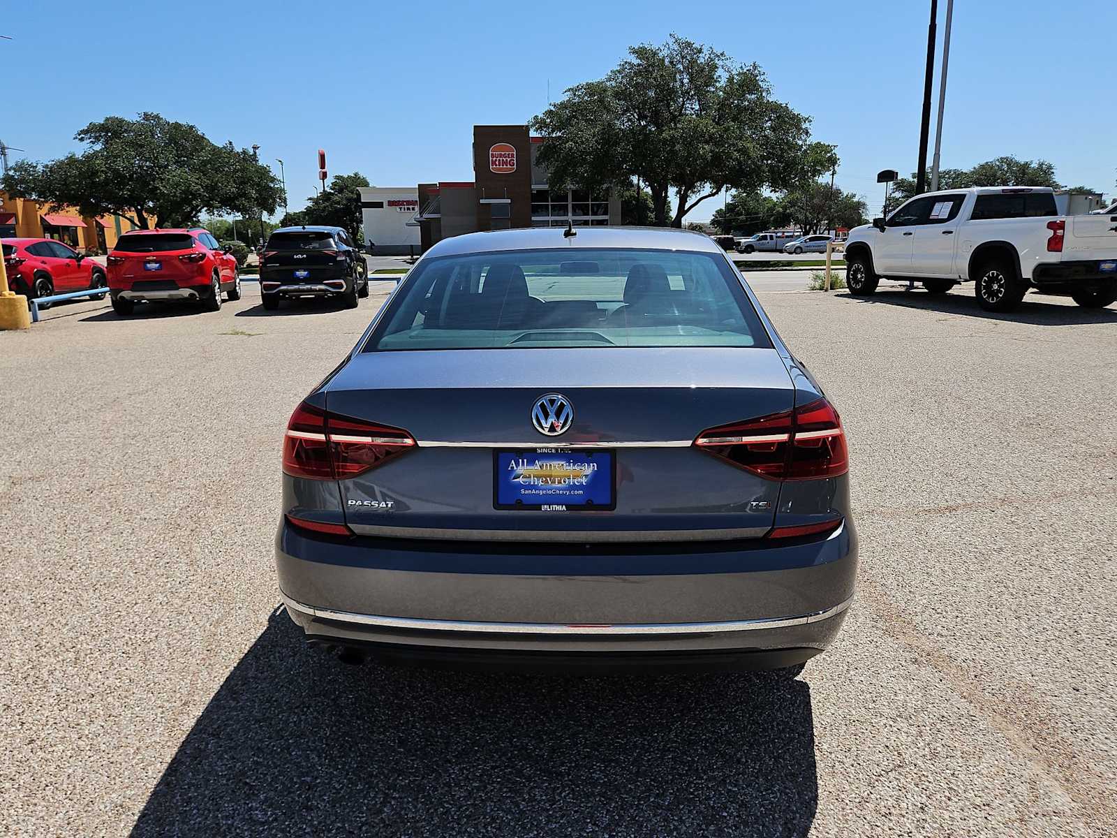 Thumbnail: 2017 Volkswagen Passat - 6