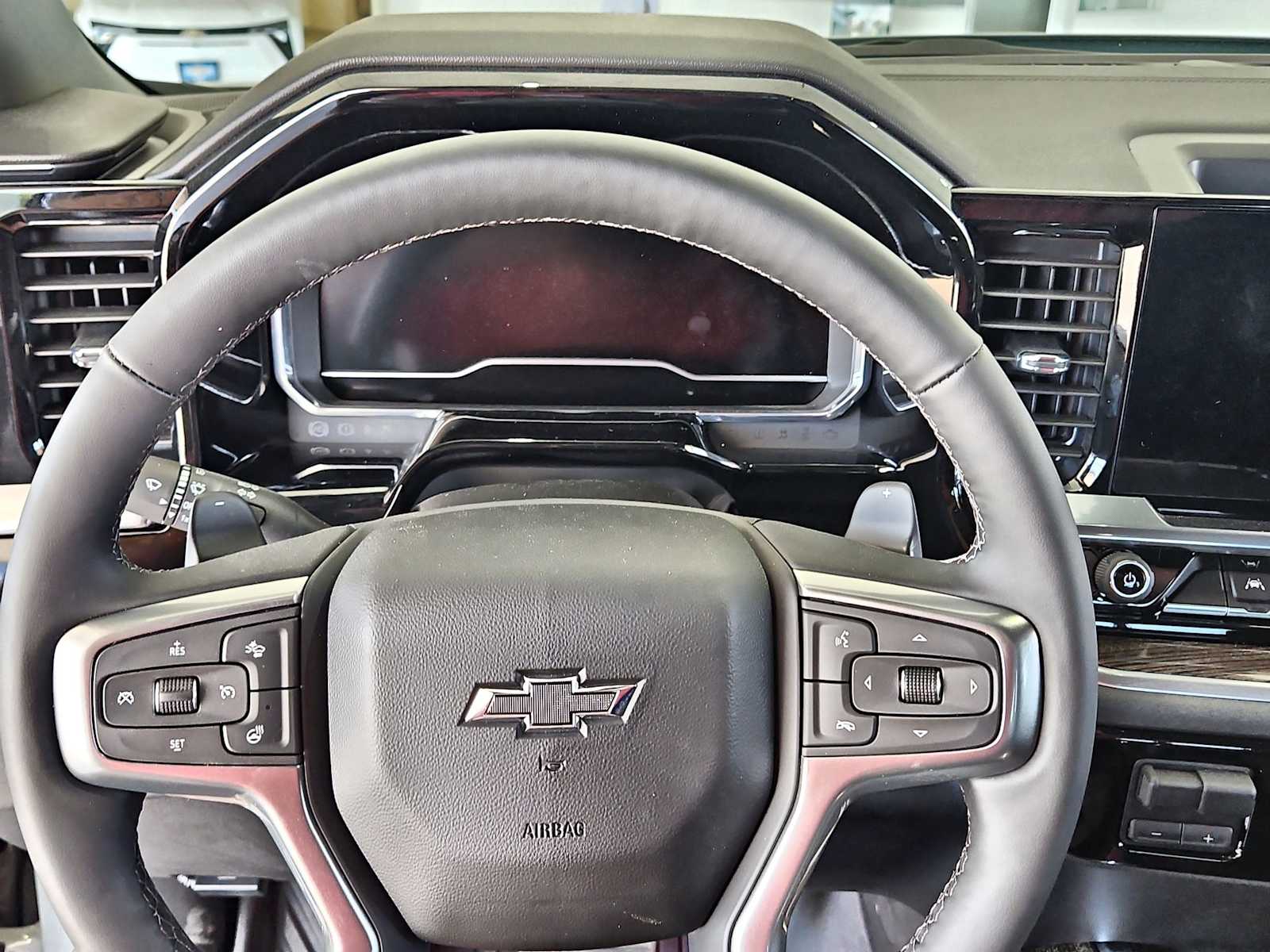 Thumbnail: 2025 Chevrolet Silverado 1500 - 15