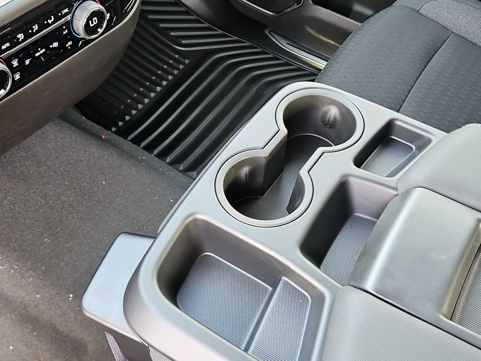 Thumbnail: 2026 Chevrolet Silverado 1500 - 19