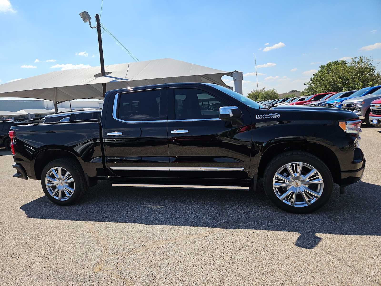 Thumbnail: 2026 Chevrolet Silverado 1500 - 9