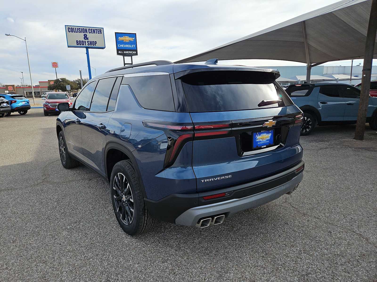 Thumbnail: 2026 Chevrolet Traverse - 6