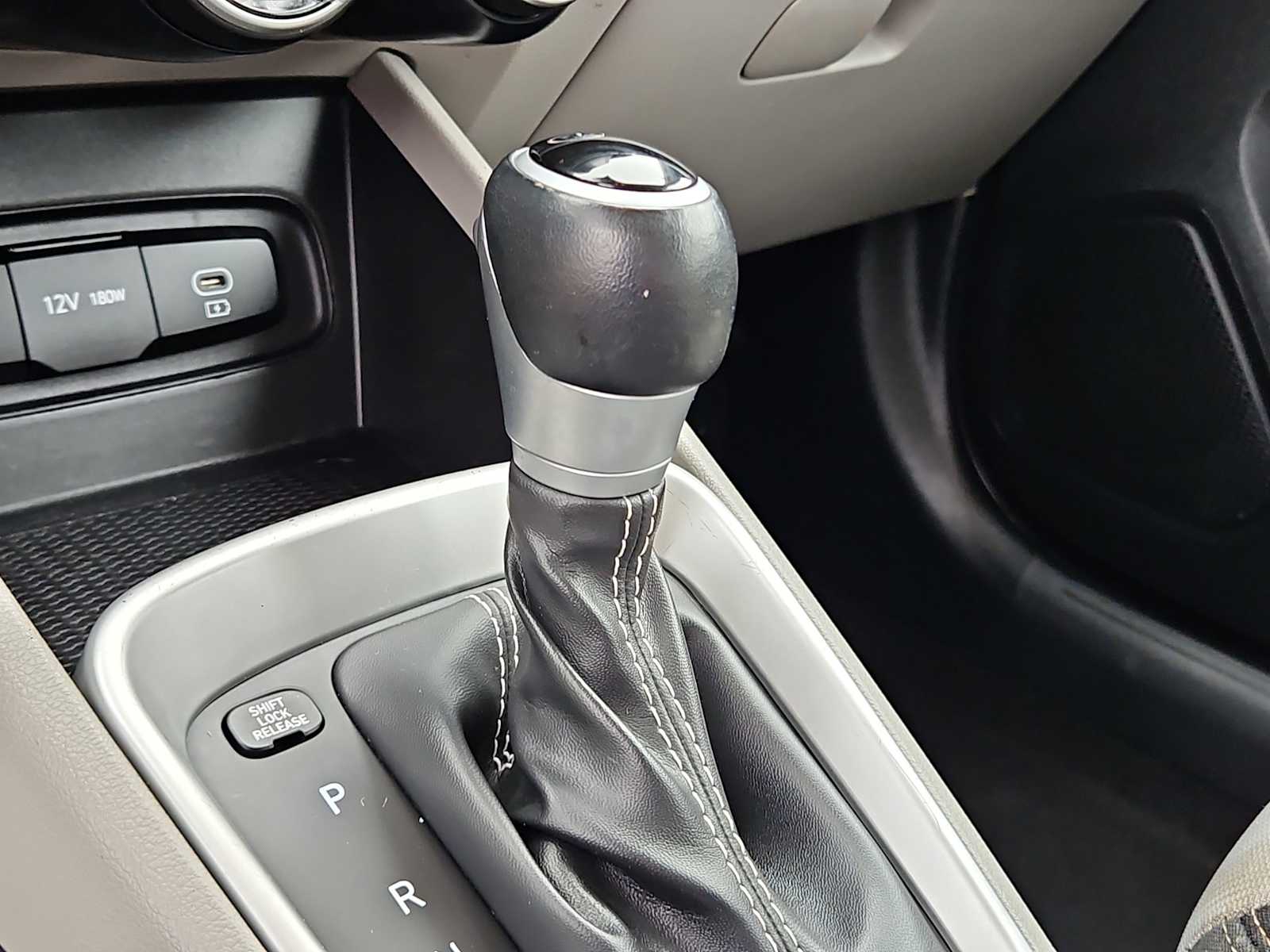 Thumbnail: 2025 Hyundai Venue - 21