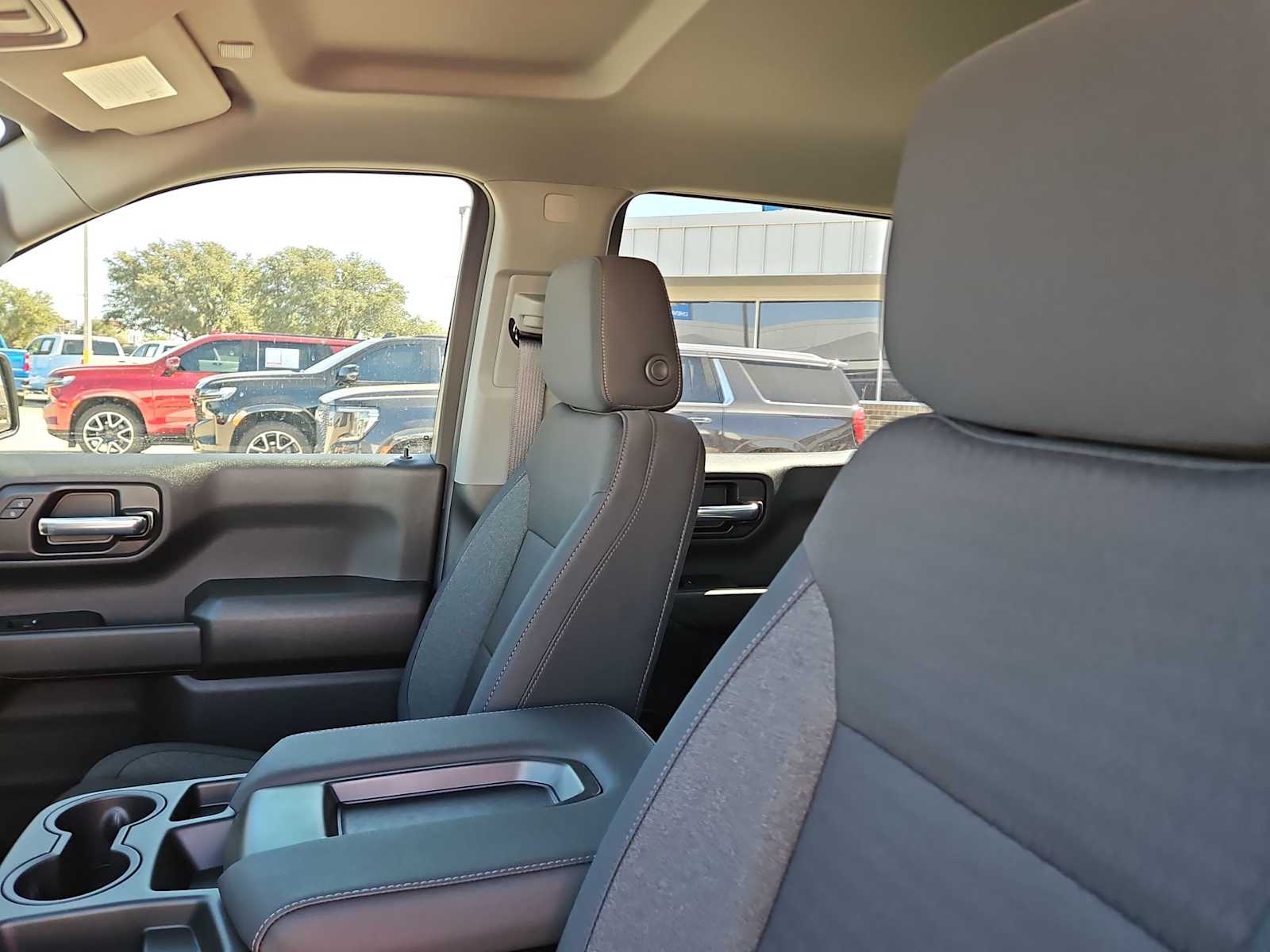 Thumbnail: 2026 Chevrolet Silverado 1500 - 18