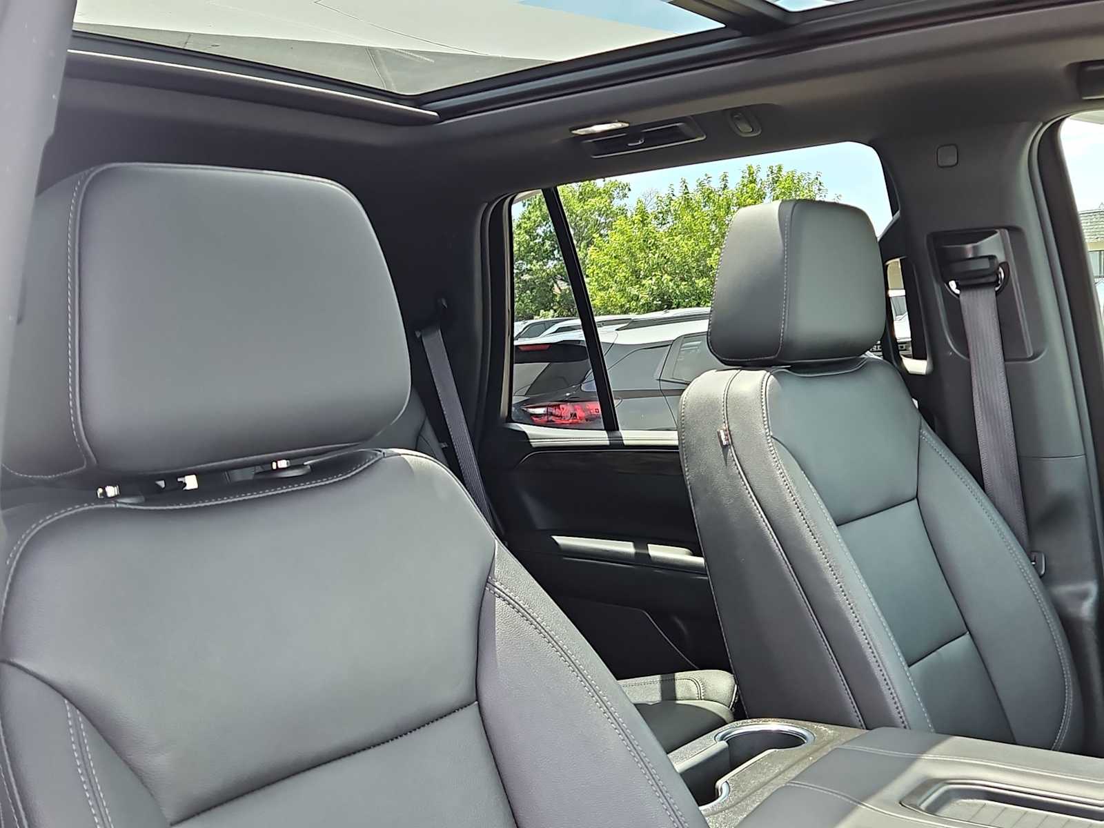 Thumbnail: 2022 Chevrolet Tahoe - 22