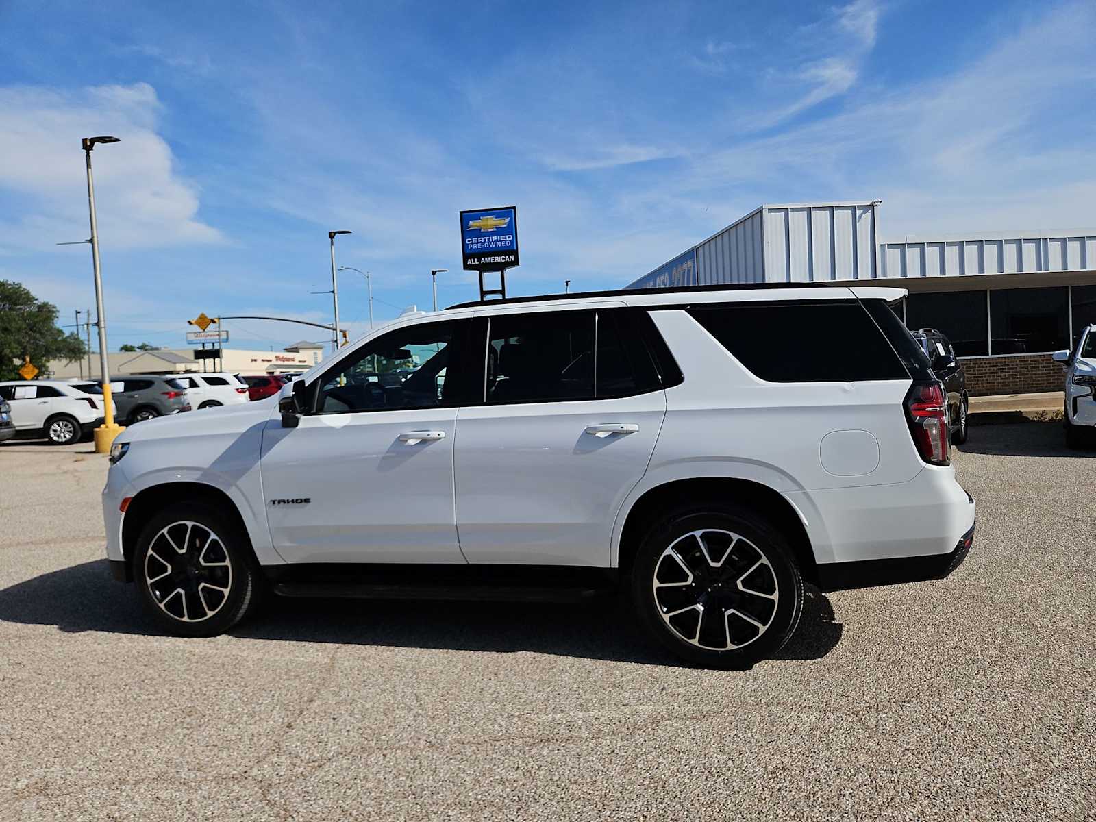 Thumbnail: 2024 Chevrolet Tahoe - 5