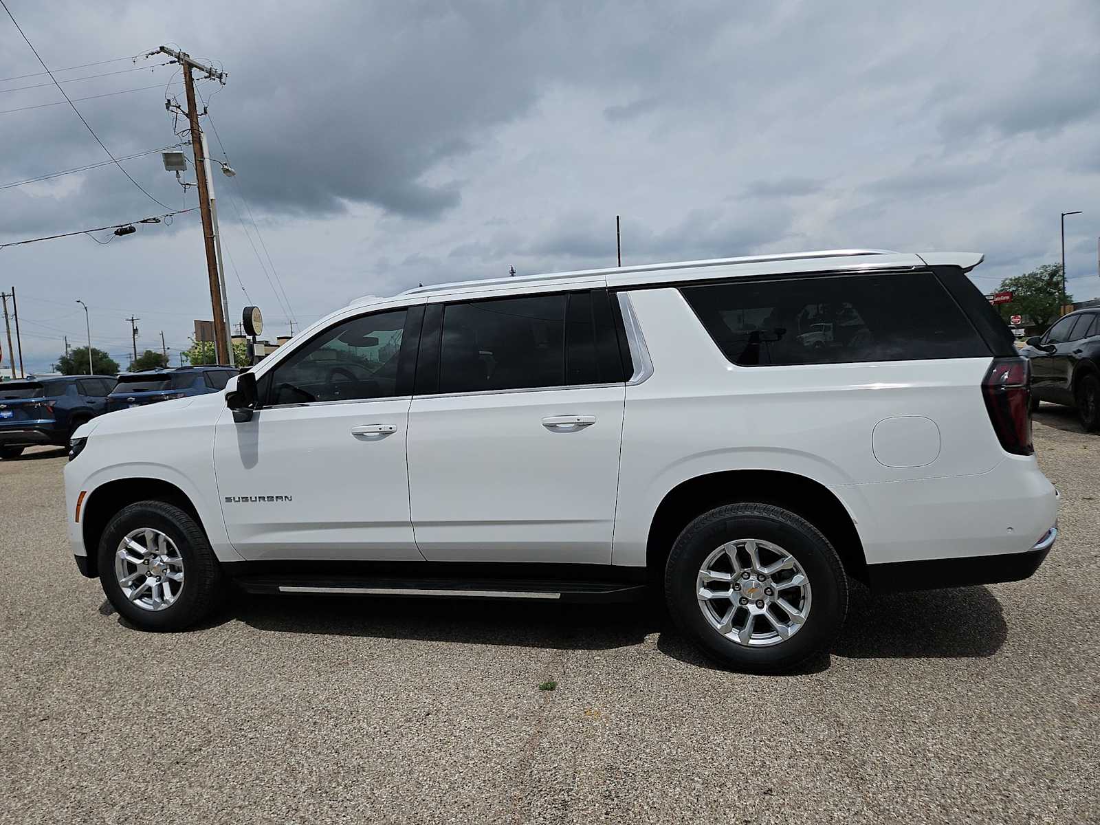 Thumbnail: 2026 Chevrolet Suburban - 5