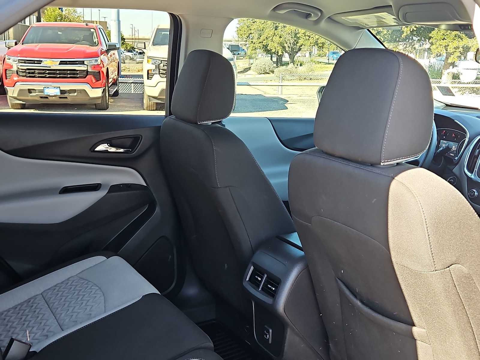 Thumbnail: 2024 Chevrolet Equinox - 17