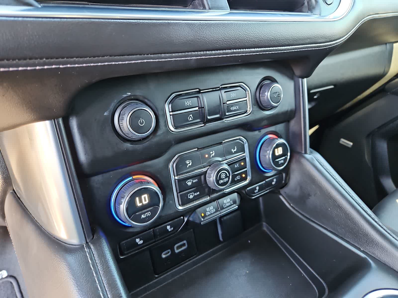 Thumbnail: 2023 Chevrolet Tahoe - 29