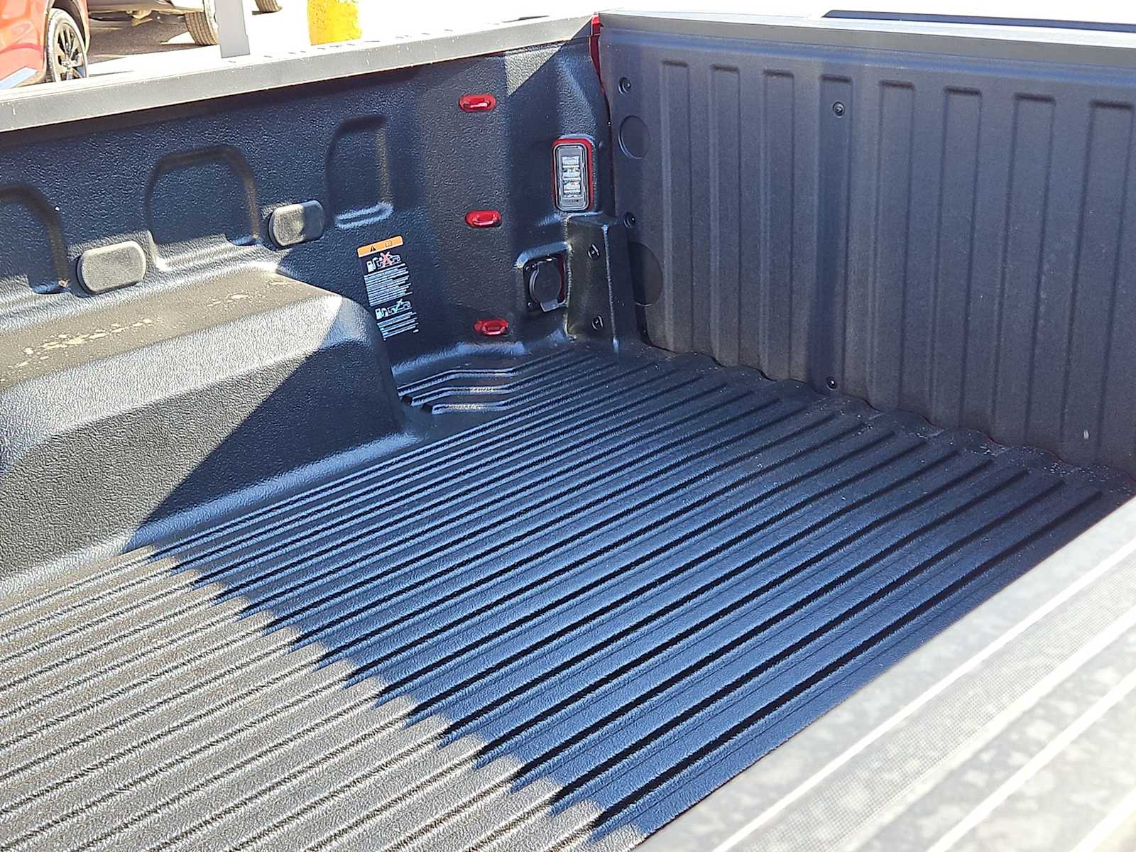 Thumbnail: 2026 Chevrolet Silverado 1500 - 23