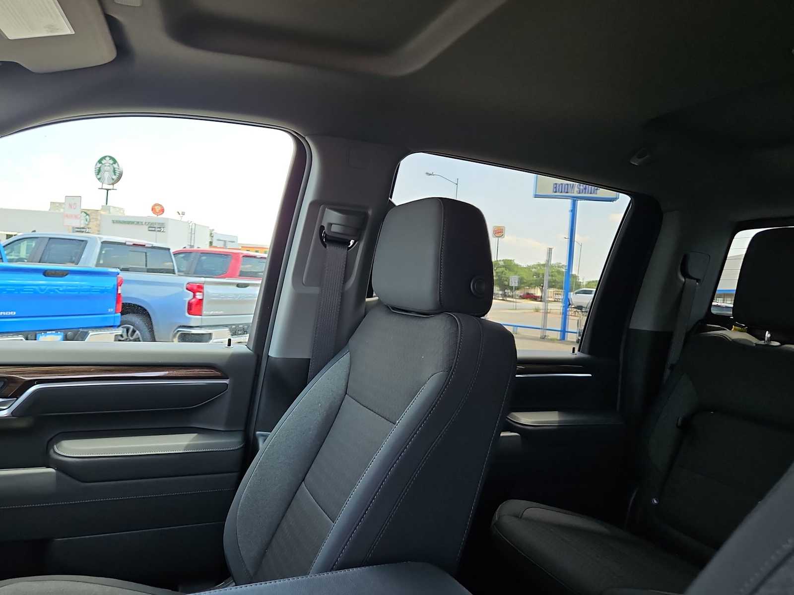 2025 Chevrolet Silverado 2500 LT 14