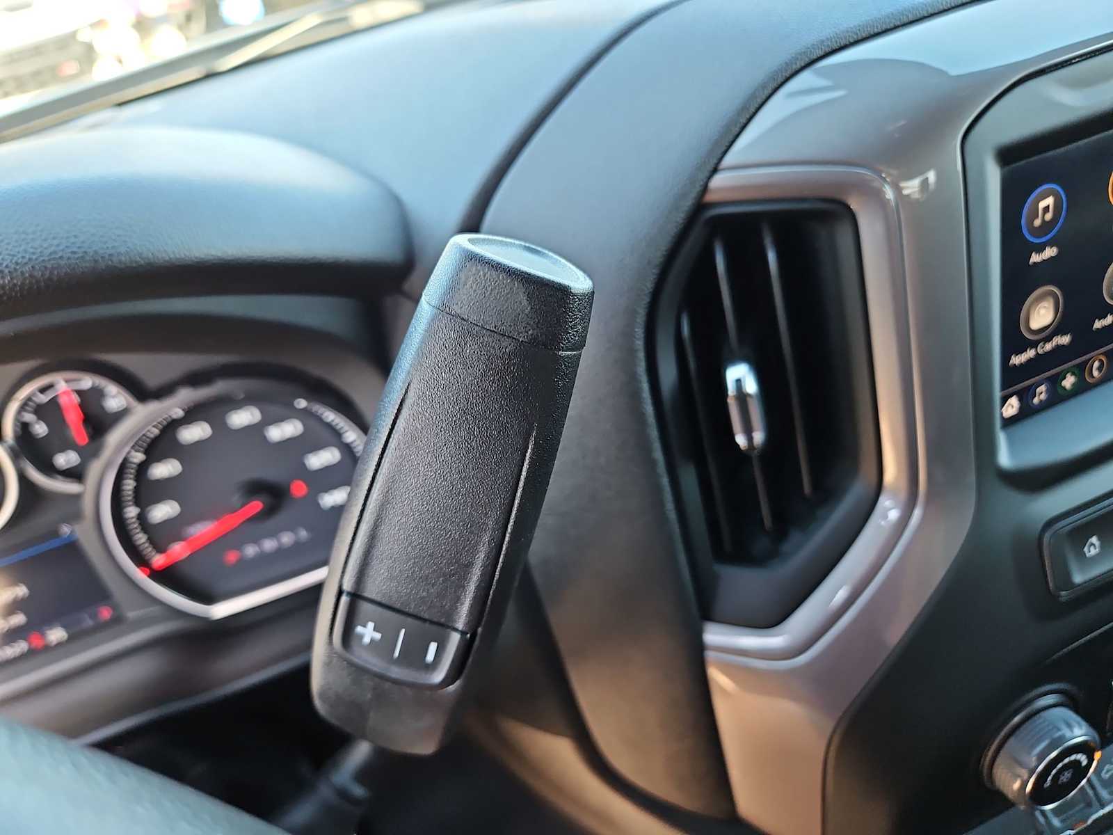 Thumbnail: 2022 Chevrolet Silverado 1500 - 21