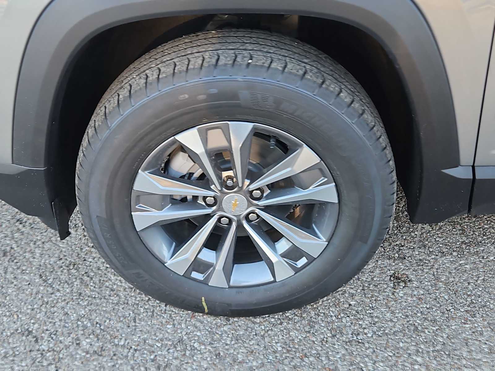 Thumbnail: 2026 Chevrolet Equinox - 12