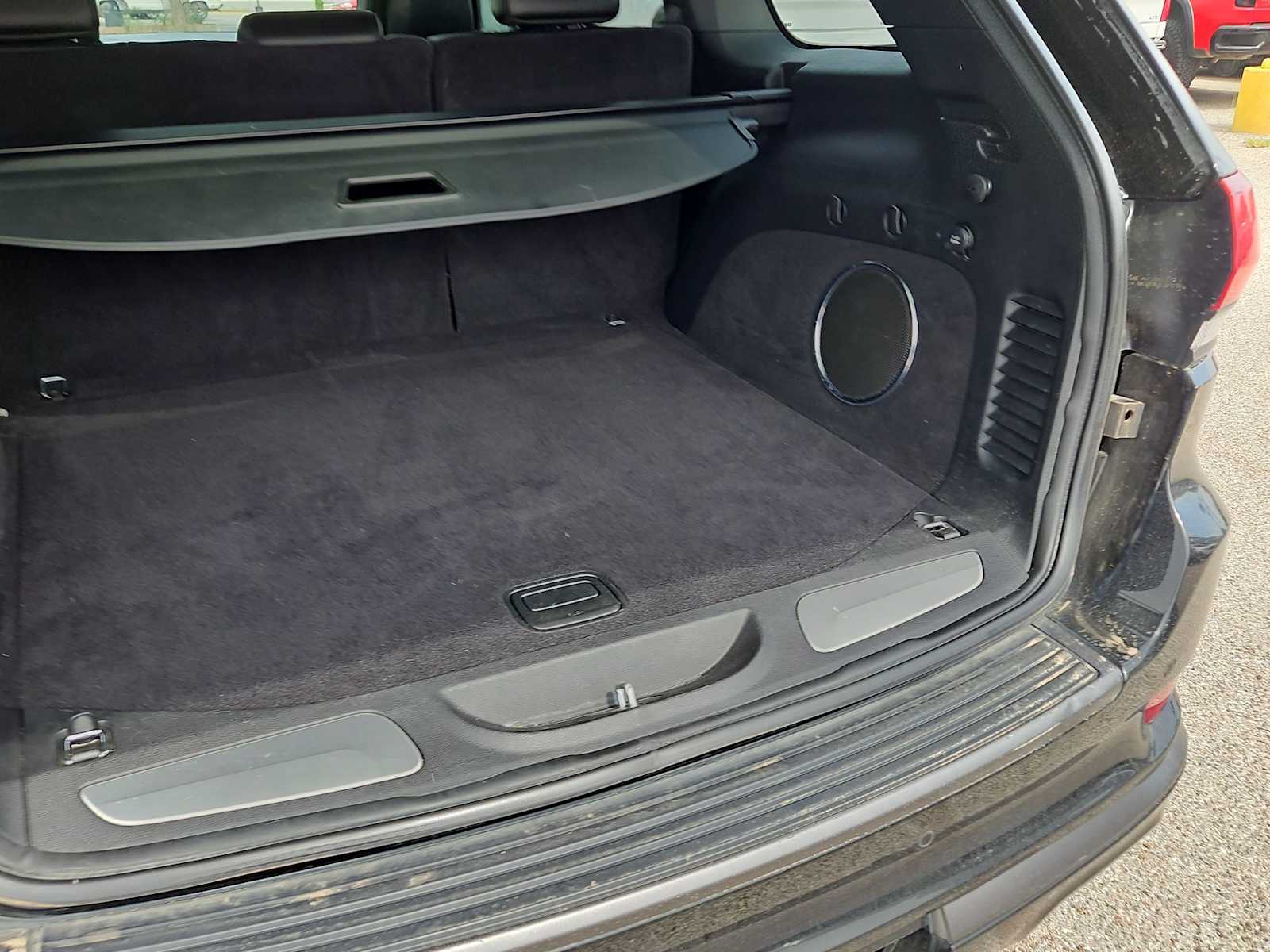 Thumbnail: 2021 Jeep Grand Cherokee - 27