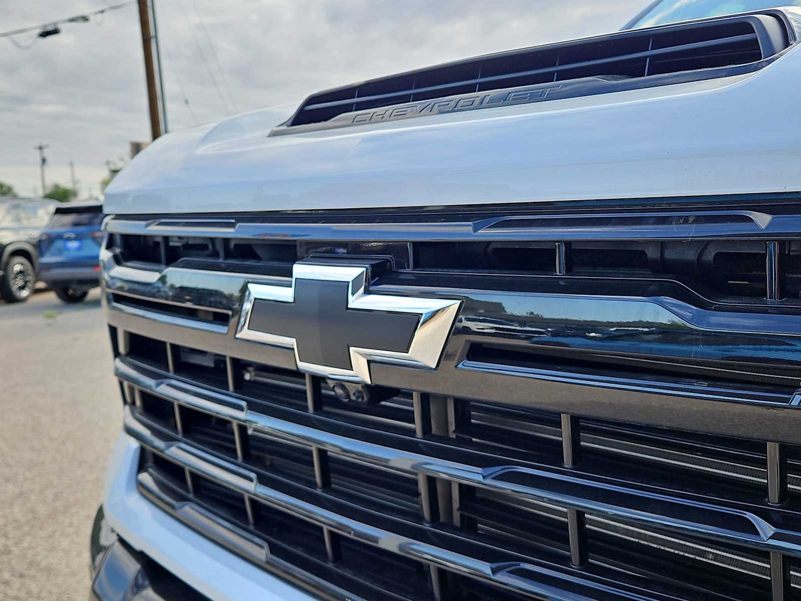 Thumbnail: 2026 Chevrolet Silverado 2500 - 13