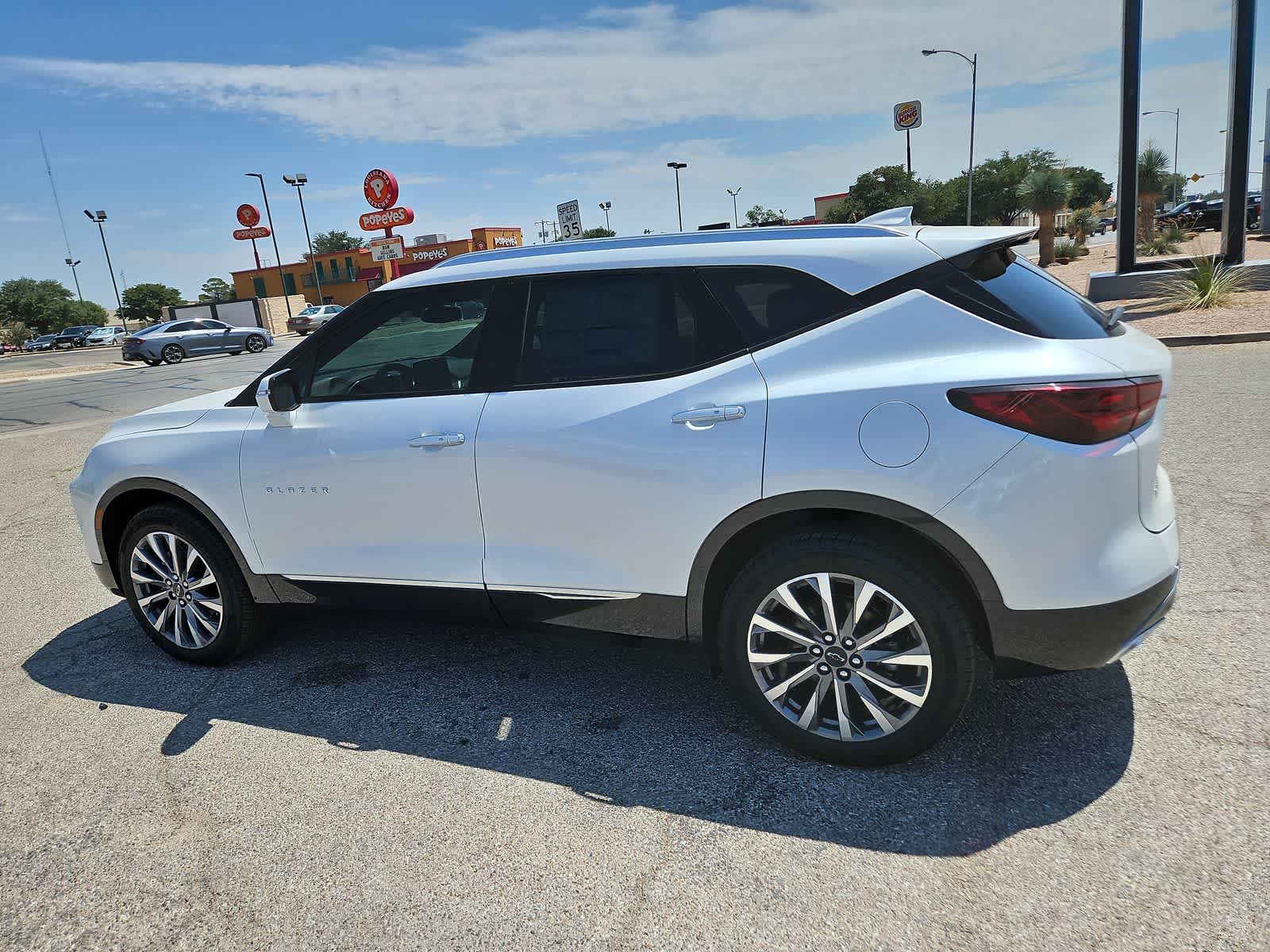 Thumbnail: 2024 Chevrolet Blazer - 11