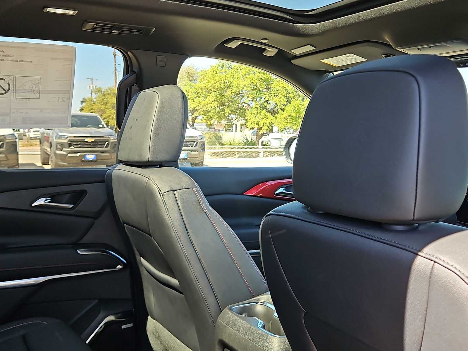 Thumbnail: 2026 Chevrolet Traverse - 17