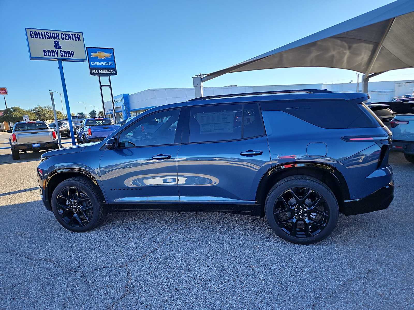 Thumbnail: 2026 Chevrolet Traverse - 5