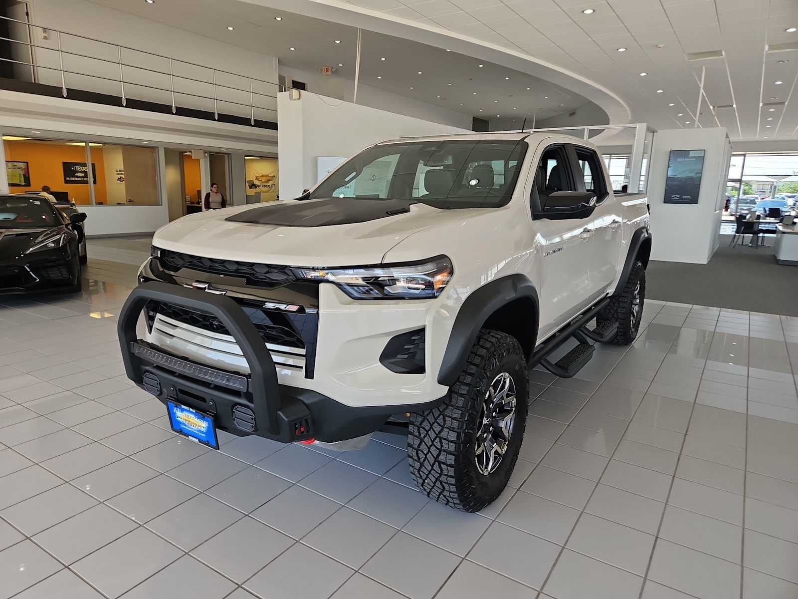 Thumbnail: 2026 Chevrolet Colorado - 4