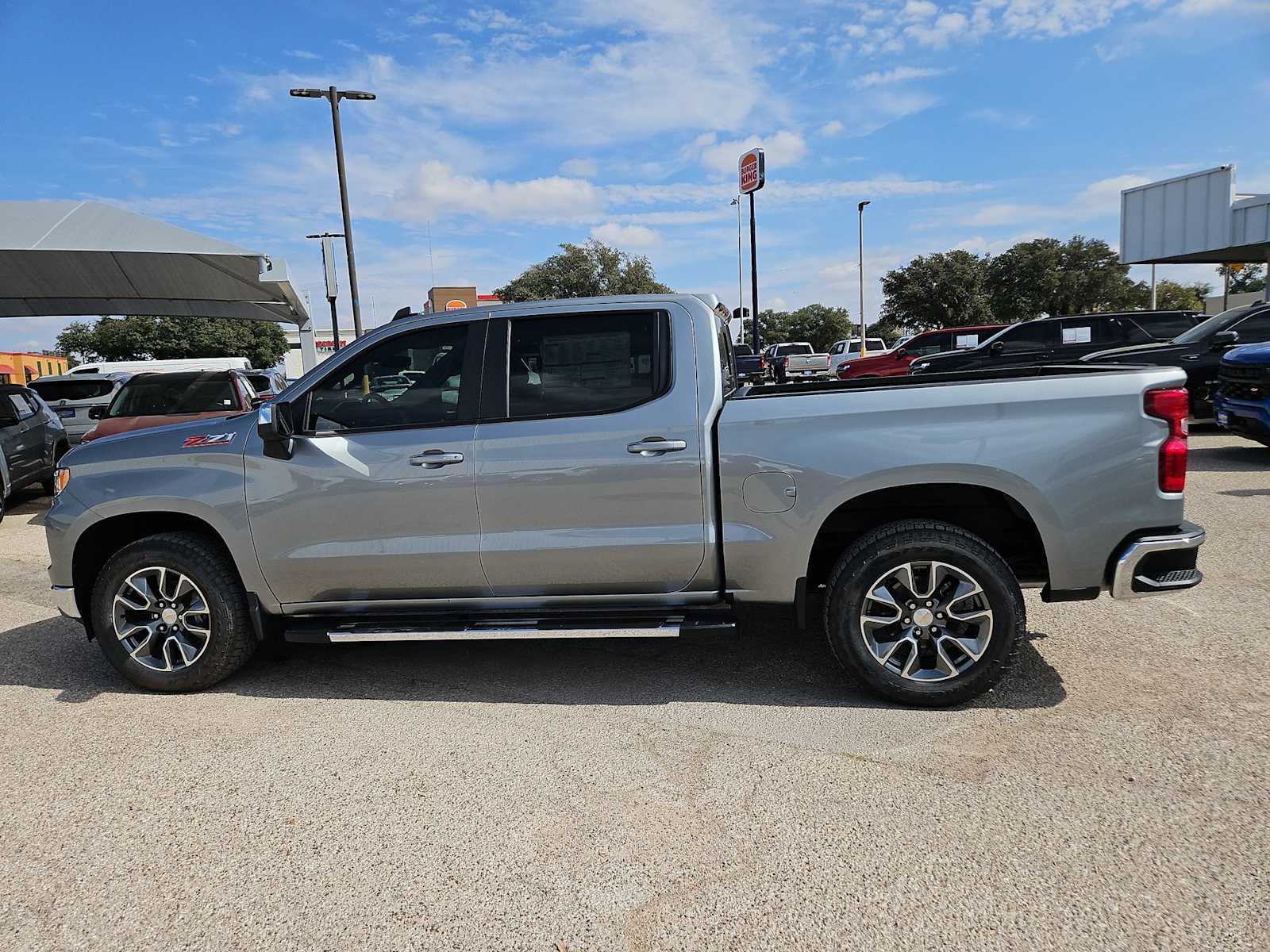 Thumbnail: 2026 Chevrolet Silverado 1500 - 5