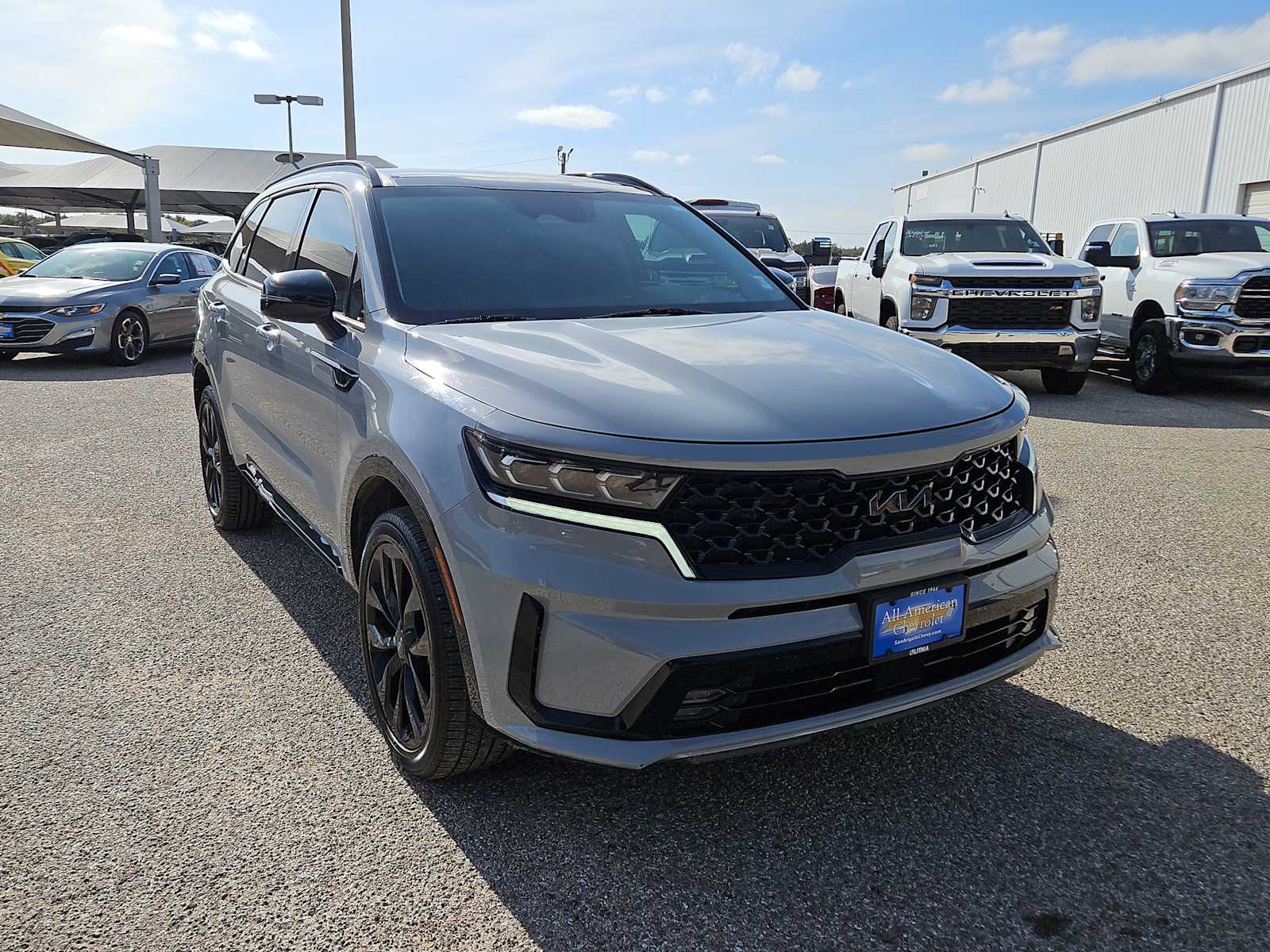 Thumbnail: 2022 Kia Sorento - 2