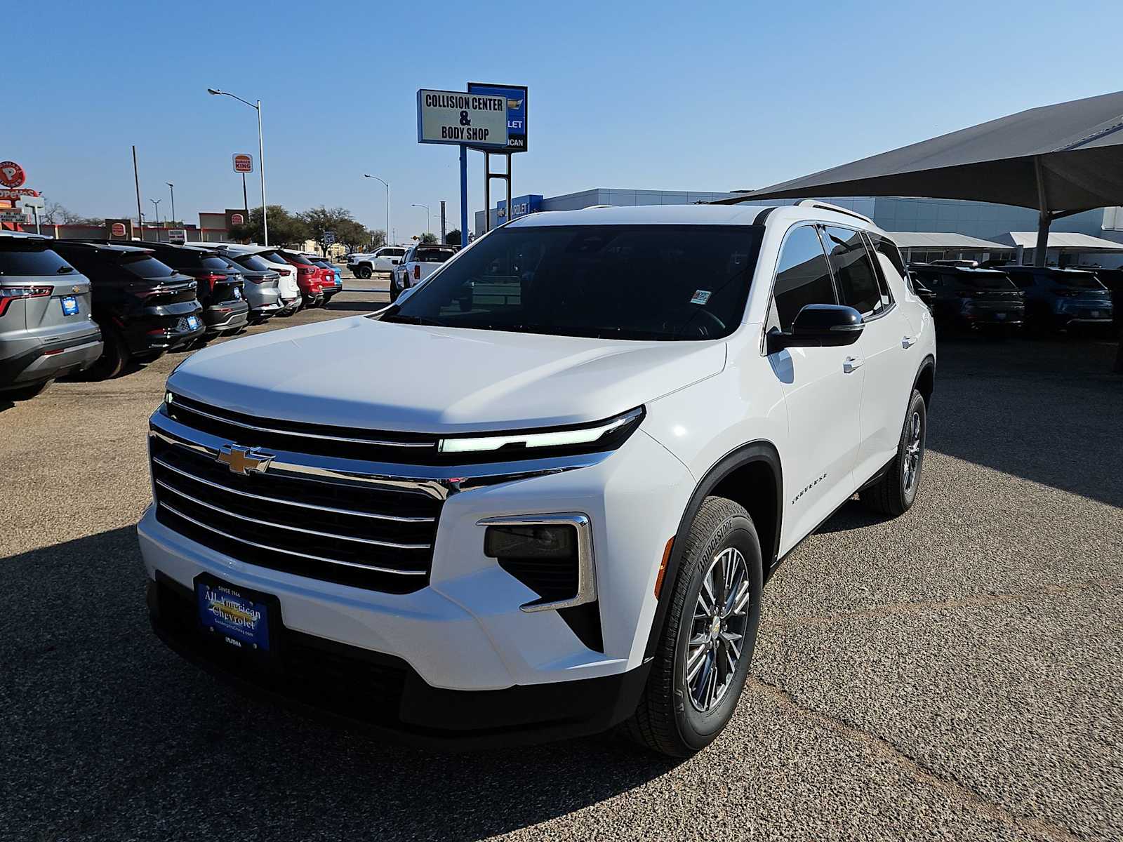 Thumbnail: 2026 Chevrolet Traverse - 4