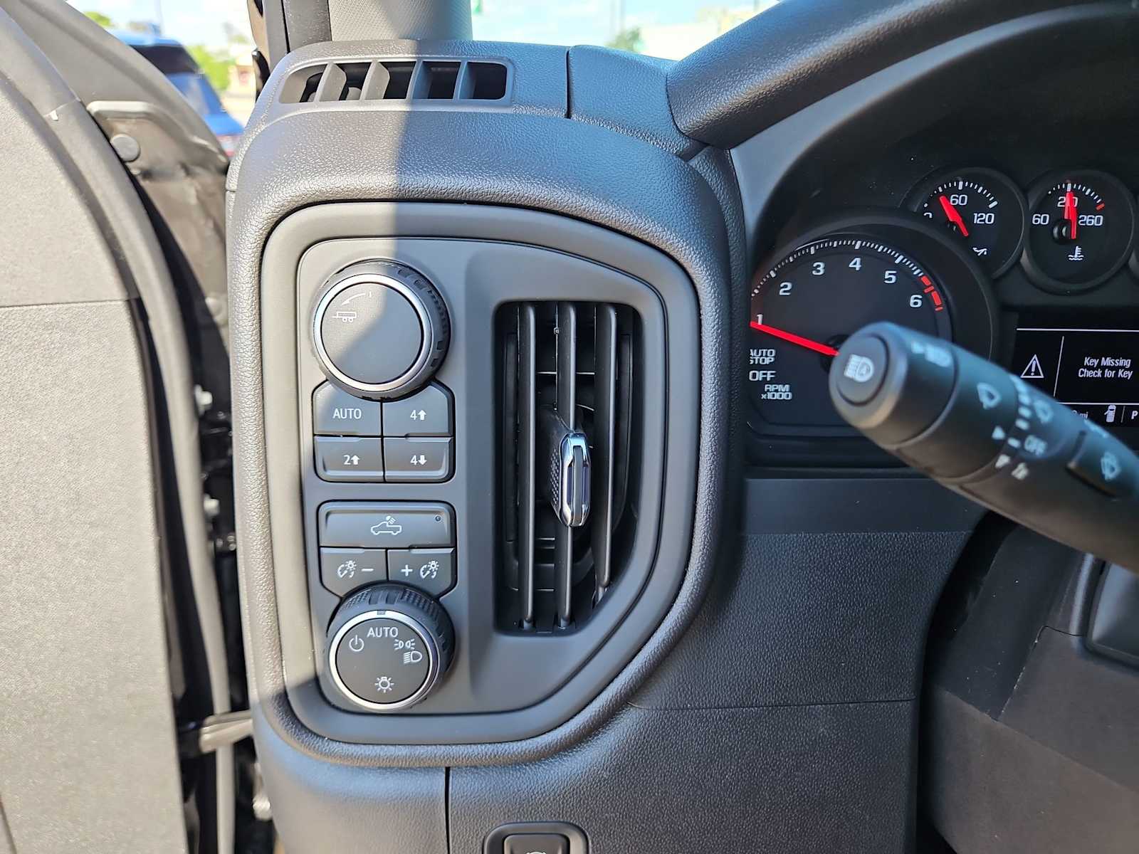 Thumbnail: 2026 Chevrolet Silverado 1500 - 11